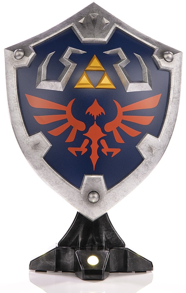 First 4 Figures - The Legend of Zelda: Breath of the Wild - Hylian Shield (Collector's Edition) - Front_Zoom