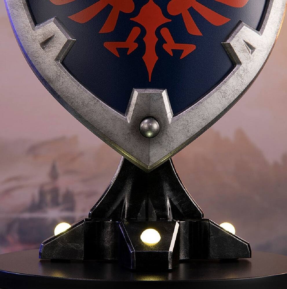 Alt View 27. First 4 Figures - The Legend of Zelda: Breath of the Wild - Hylian Shield (Collector's Edition).