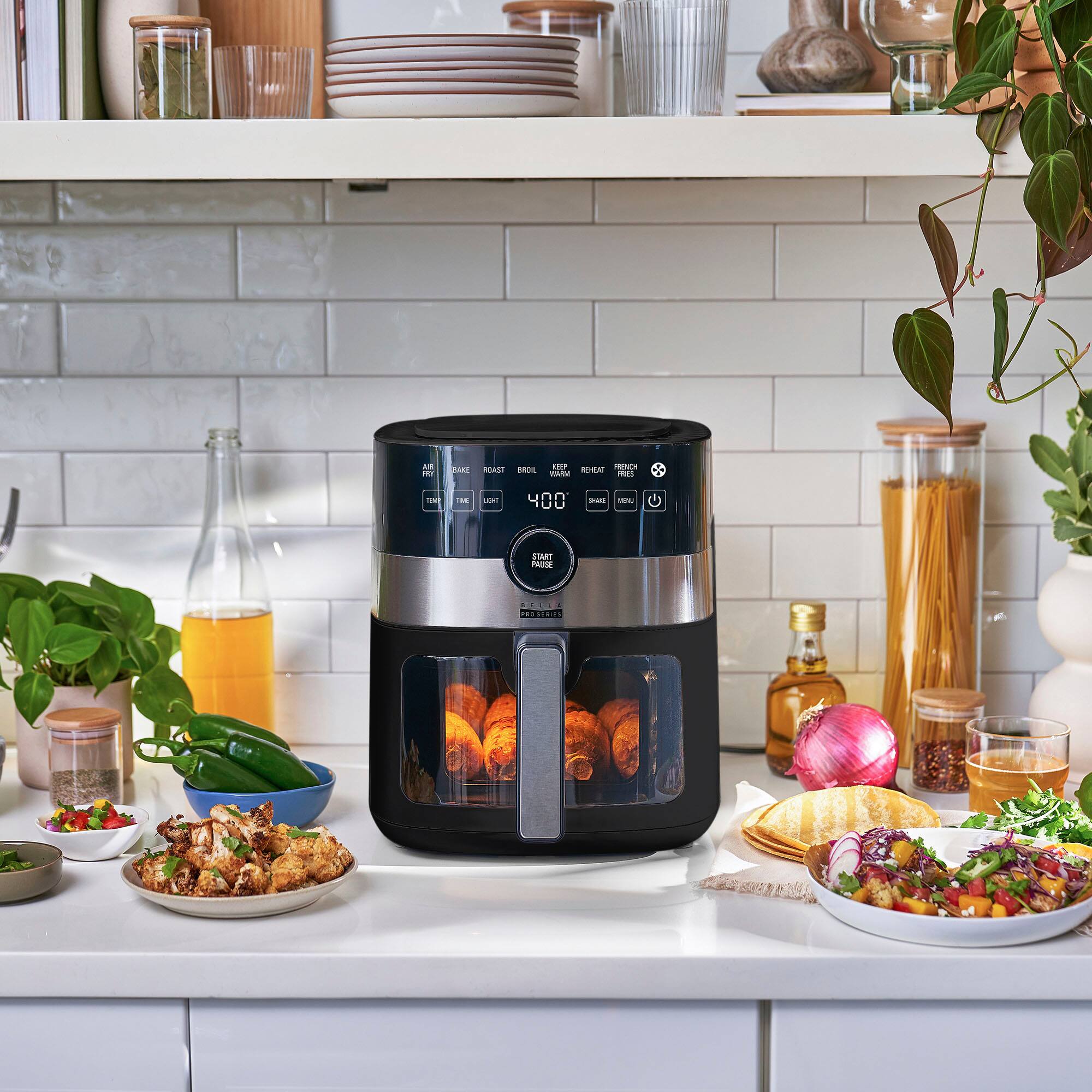 Zoom in on Alt View Zoom 1. Bella Pro Series - 6-qt. Digital Air Fryer with Window - Black.