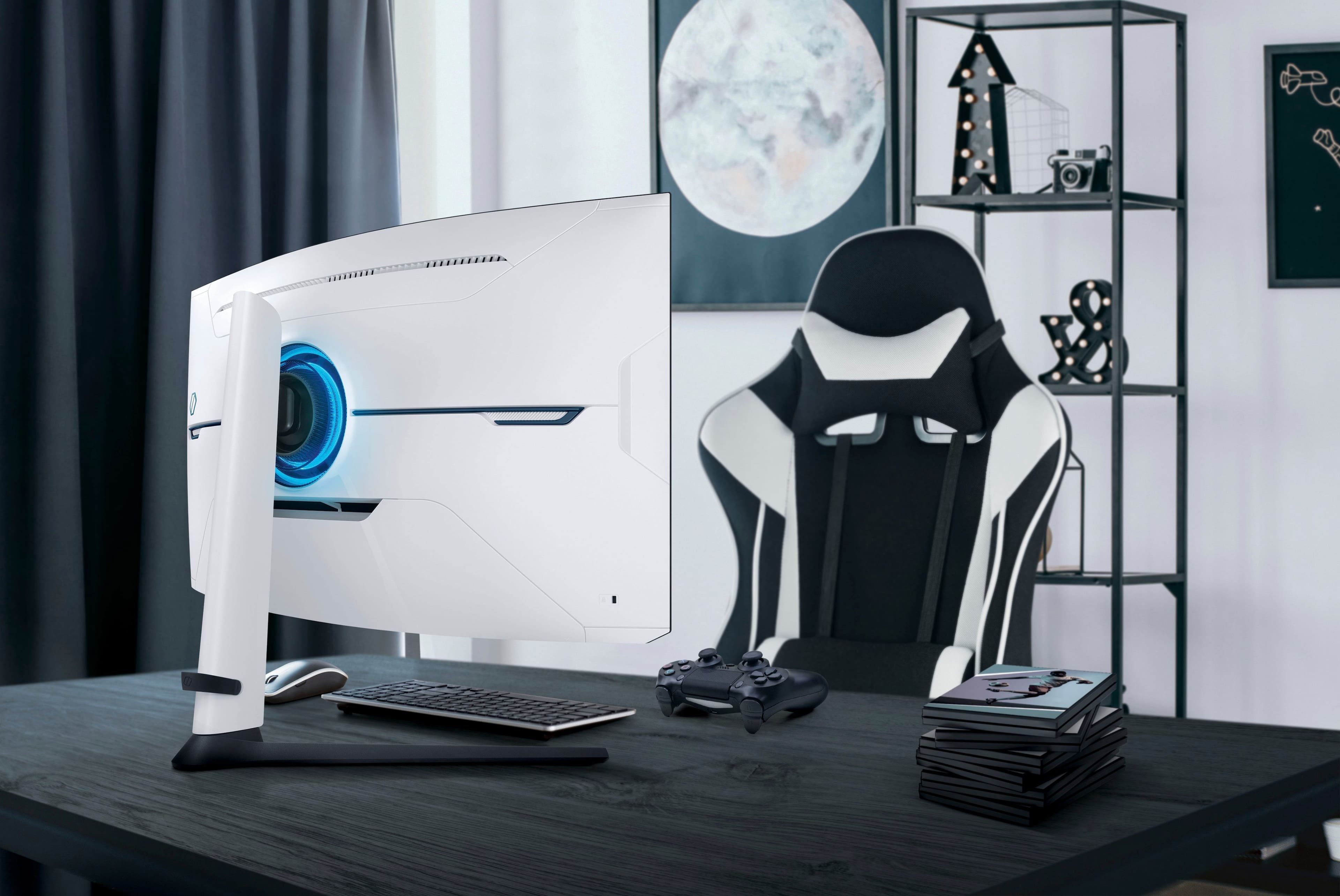 Alt View 34. Samsung - 32" Odyssey Neo G8 Curved 4K UHD FreeSync Premium Pro & G-Sync Compatible 240Hz 1ms Gaming Monitor - Black.