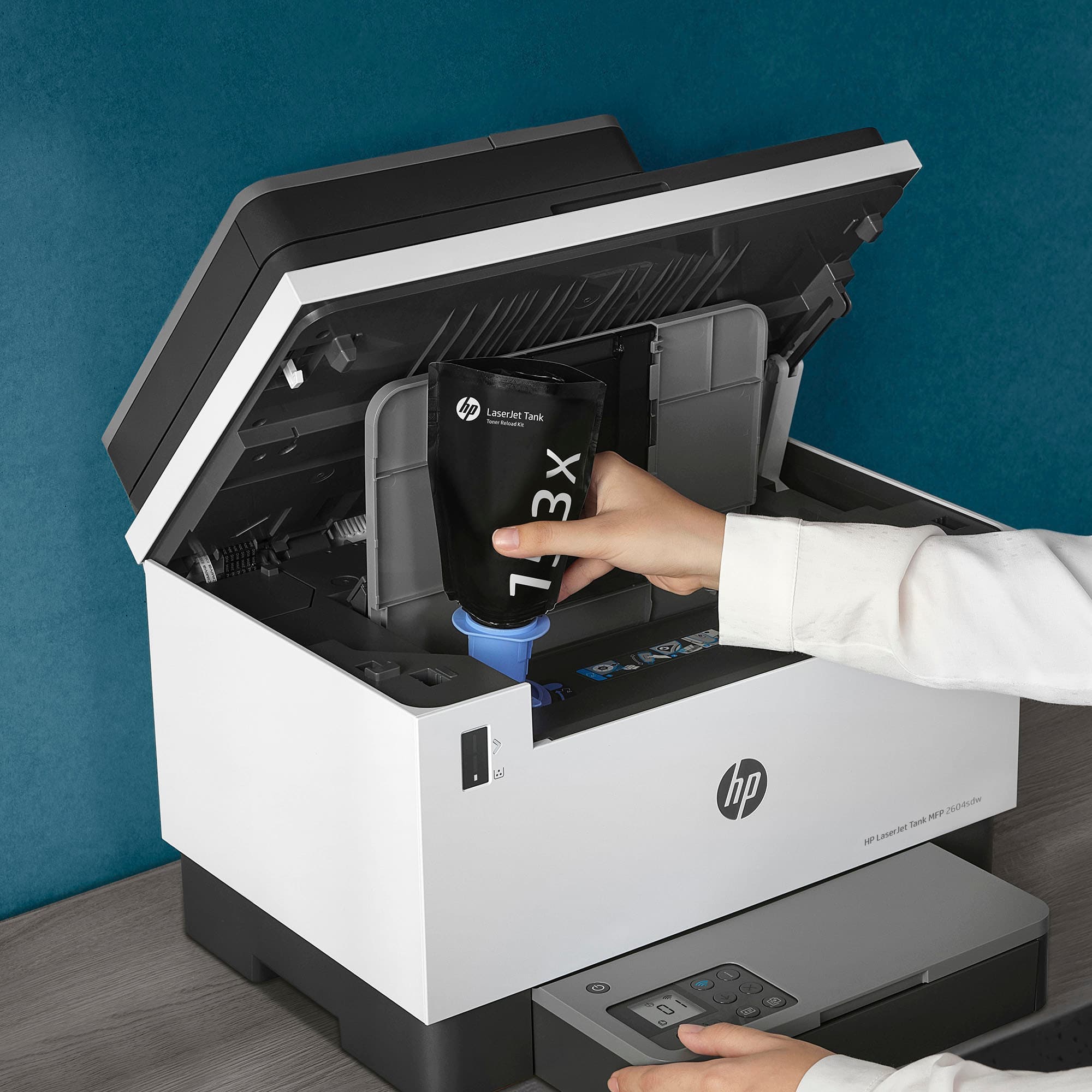 HP LaserJet Stampante multifunzione Tank 2604sdw, Bianco e nero, Stampa  fronte/retro ADF da 40 fogli dimensioni compatte Wi-Fi dual band - Multifunzione  Laser - Esseshop - Il tuo Partner in Informatica, PC