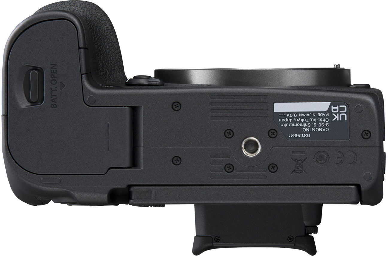 Canon EOS R7 Mirrorless Camera in Black