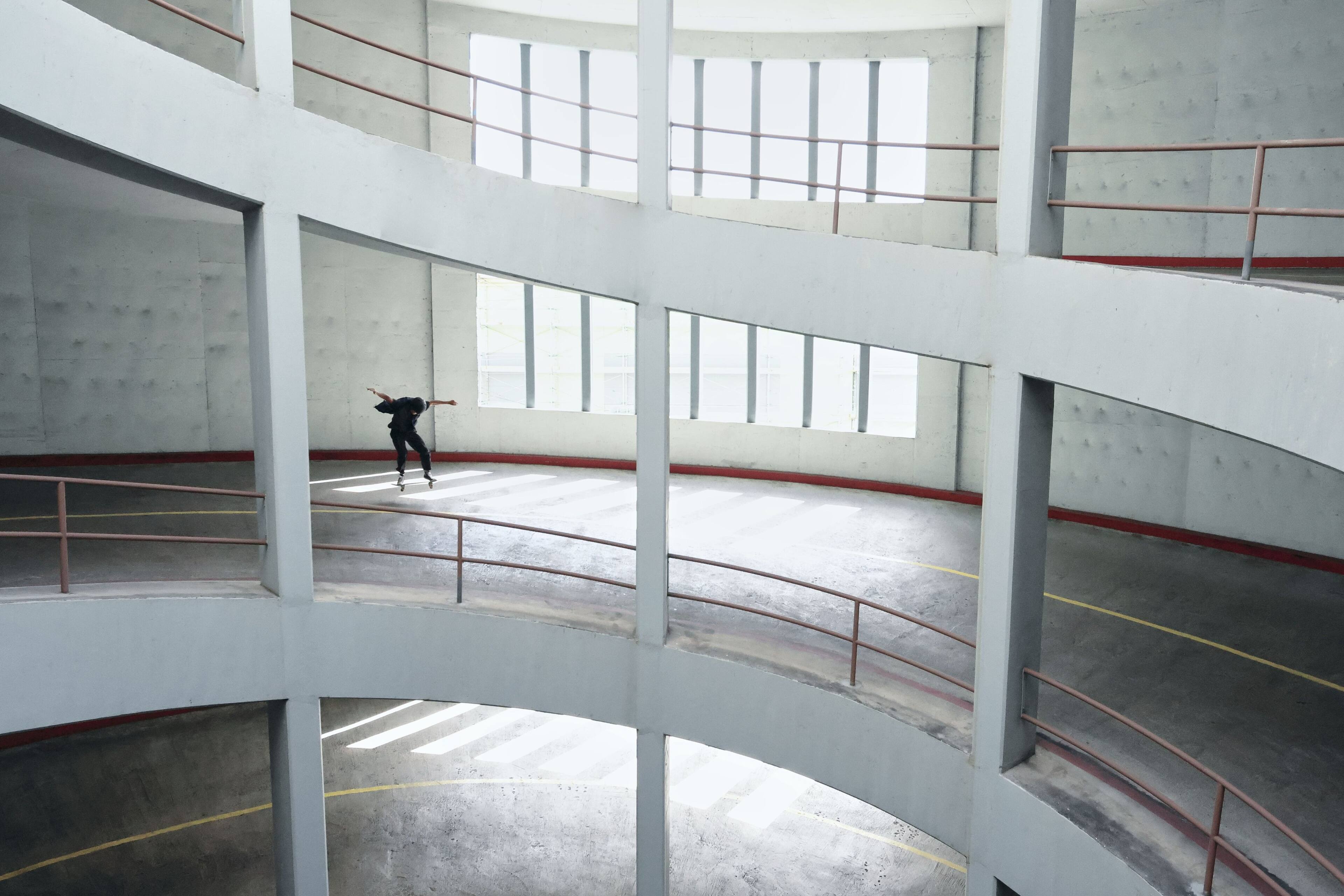 Alt View 35. Canon - EOS R7 Mirrorless Camera (Body Only) - Black.