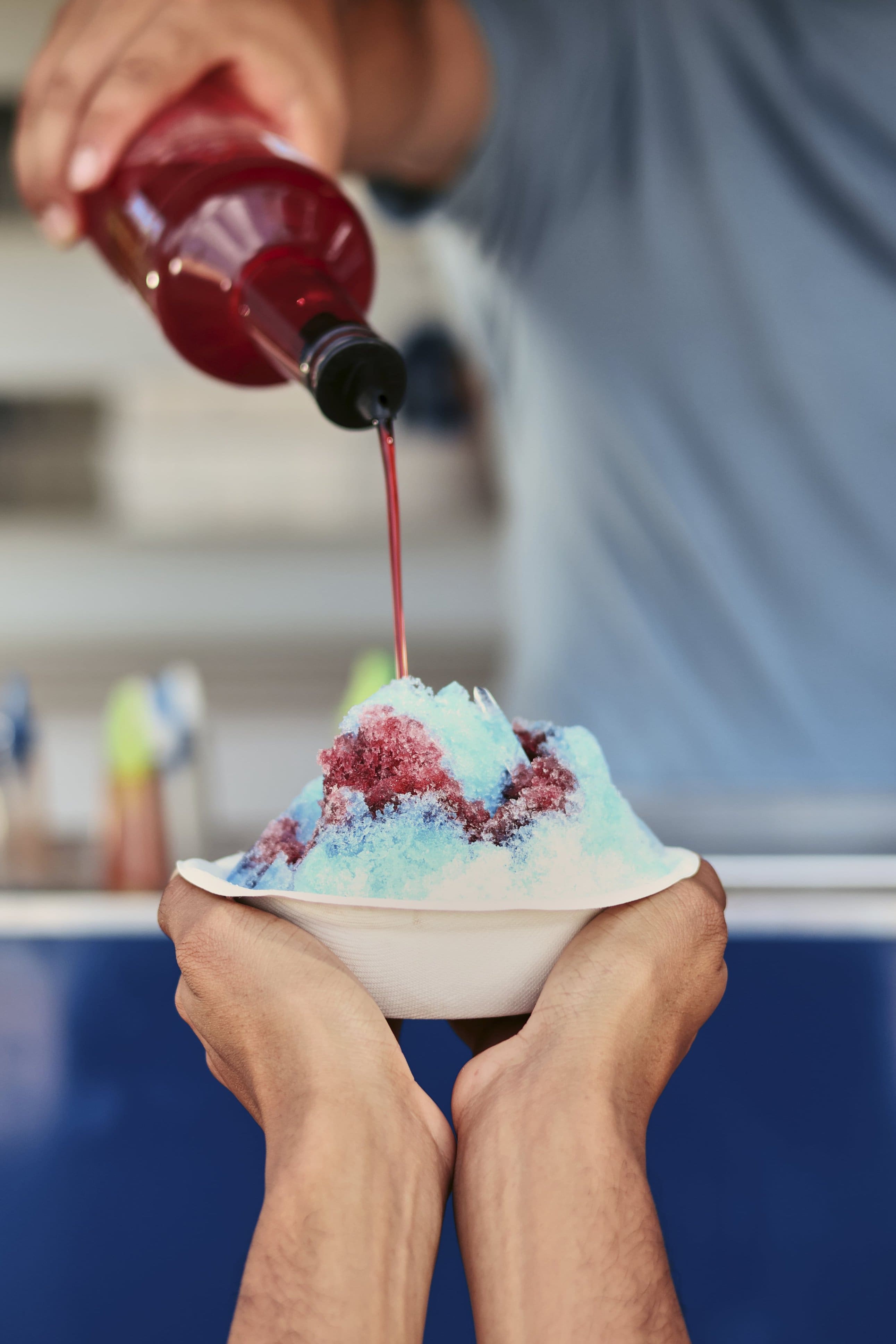 Alt View 33. Canon - EOS R10 Mirrorless Camera with RF-S 18-45 f/4.5-6.3 IS STM Lens - Black.