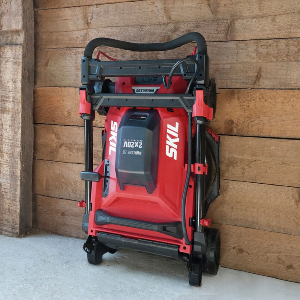 Alt View 14. Skil - 20-Volt PWR CORE 20 18-Inch Push Lawn Mower (2 x 4.0Ah Batteries and 1 x Dual Port Charger) - Red/Black.