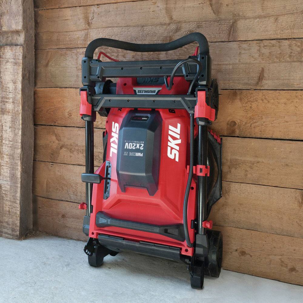 Alt View 14. Skil - 20-Volt PWR CORE 20 18-Inch Push Lawn Mower (2 x 4.0Ah Batteries and 1 x Dual Port Charger) - Red/Black.