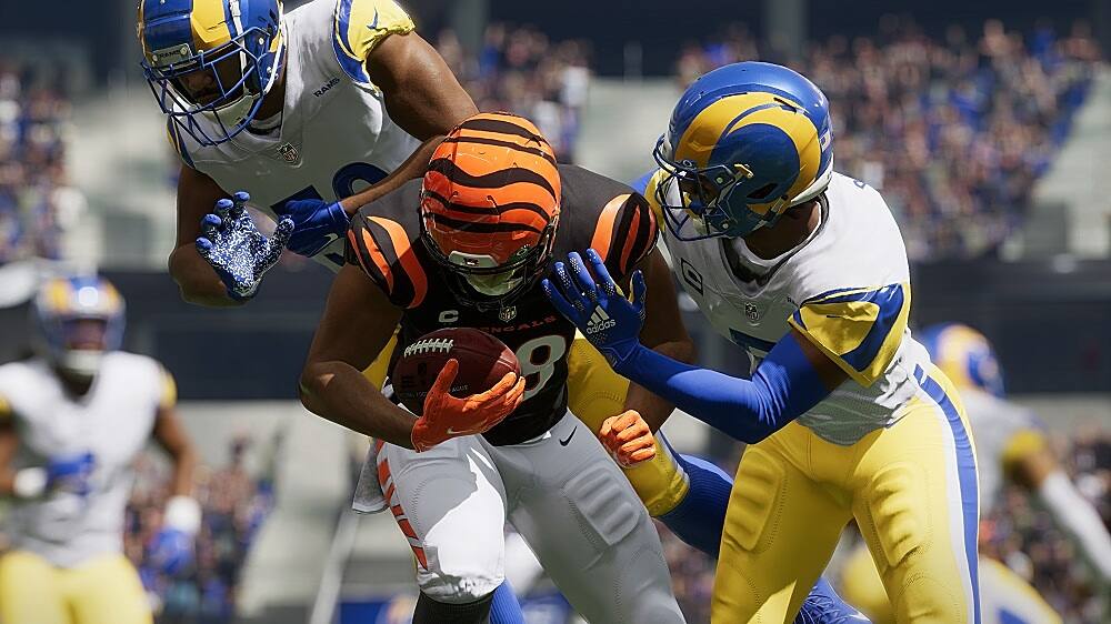 Alt View 12. Electronic Arts - Madden NFL 23.