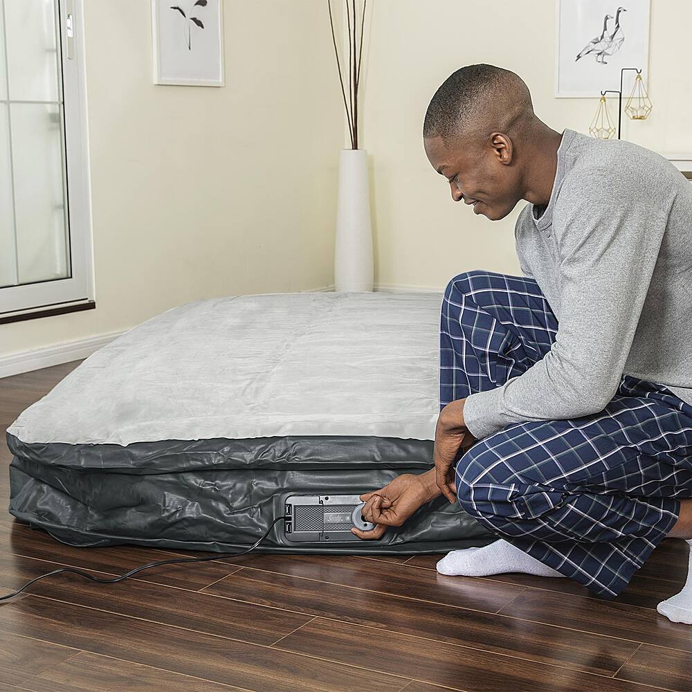 Alt View 13. Sealy - Inflatable Mattress Airbed w/ Built-In Air Pump - Black.