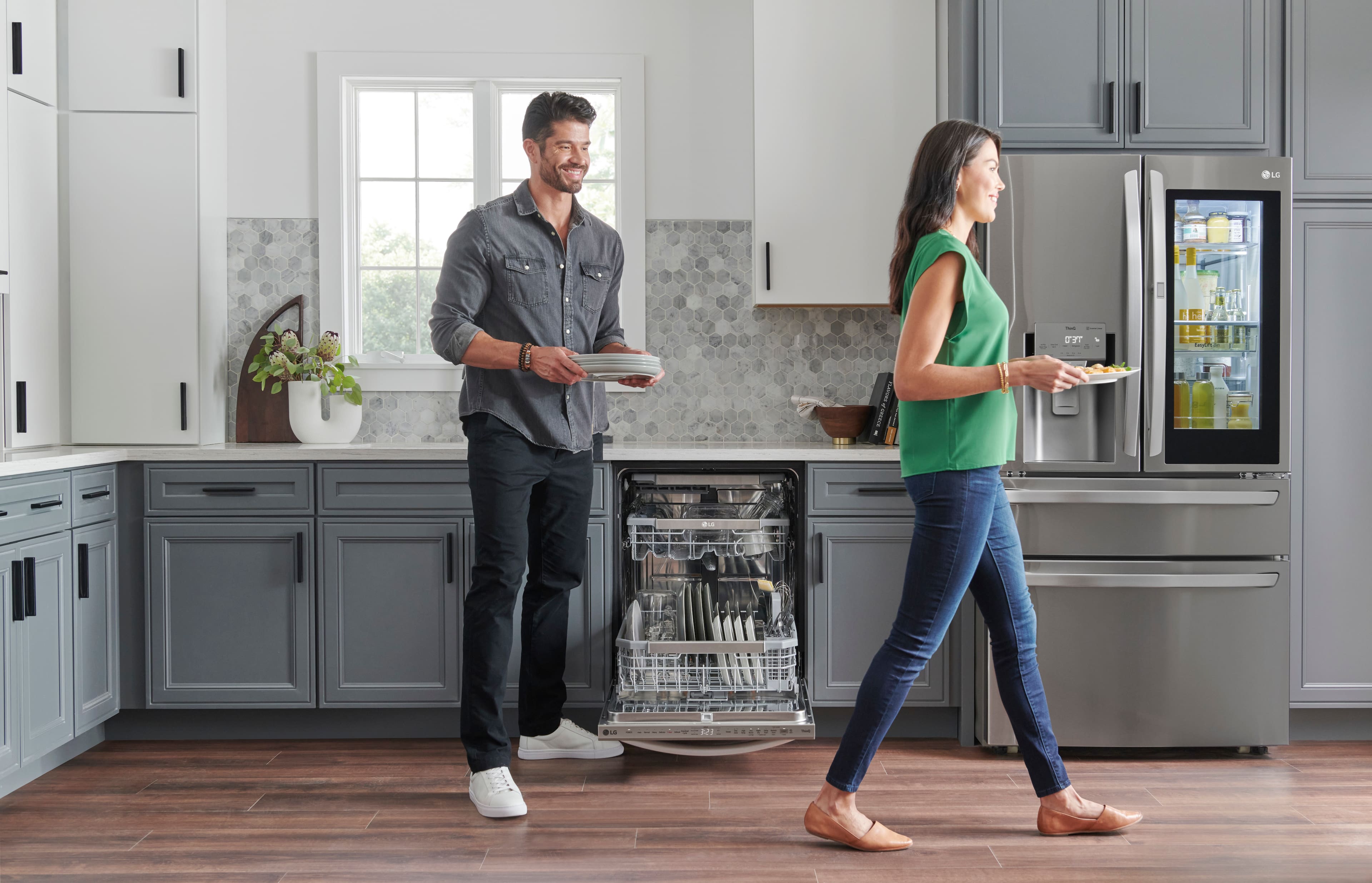 Alt View 27. LG - 24" Top Control Smart Built-In Stainless Steel Tub Dishwasher with 3rd Rack, QuadWash Pro and 42dba - PrintProof Stainless.