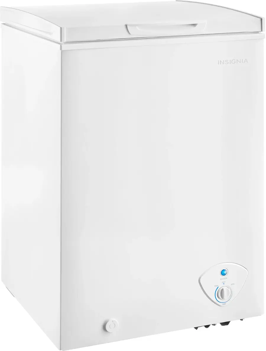 Angle. Insignia™ - 3.5 Cu. Ft. Garage-Ready Chest Freezer - White.