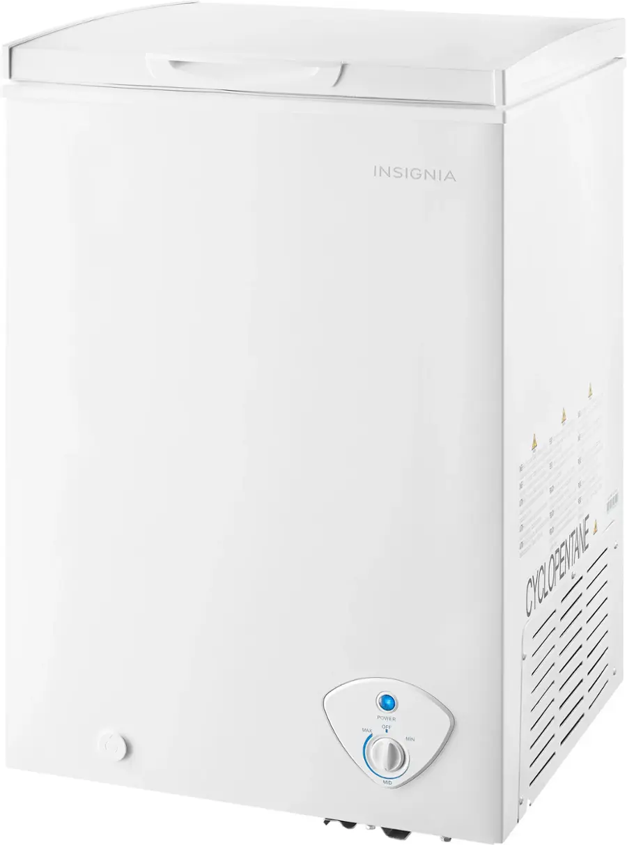Left. Insignia™ - 3.5 Cu. Ft. Garage-Ready Chest Freezer - White.