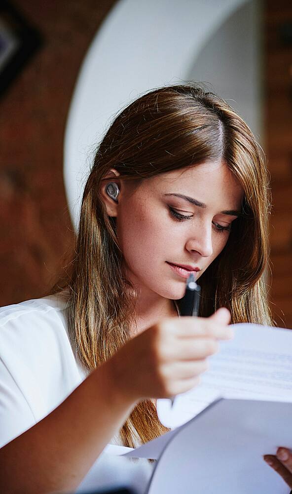 Alt View 20. JBL - Live Free 2 True Wireless Headphones - Silver.