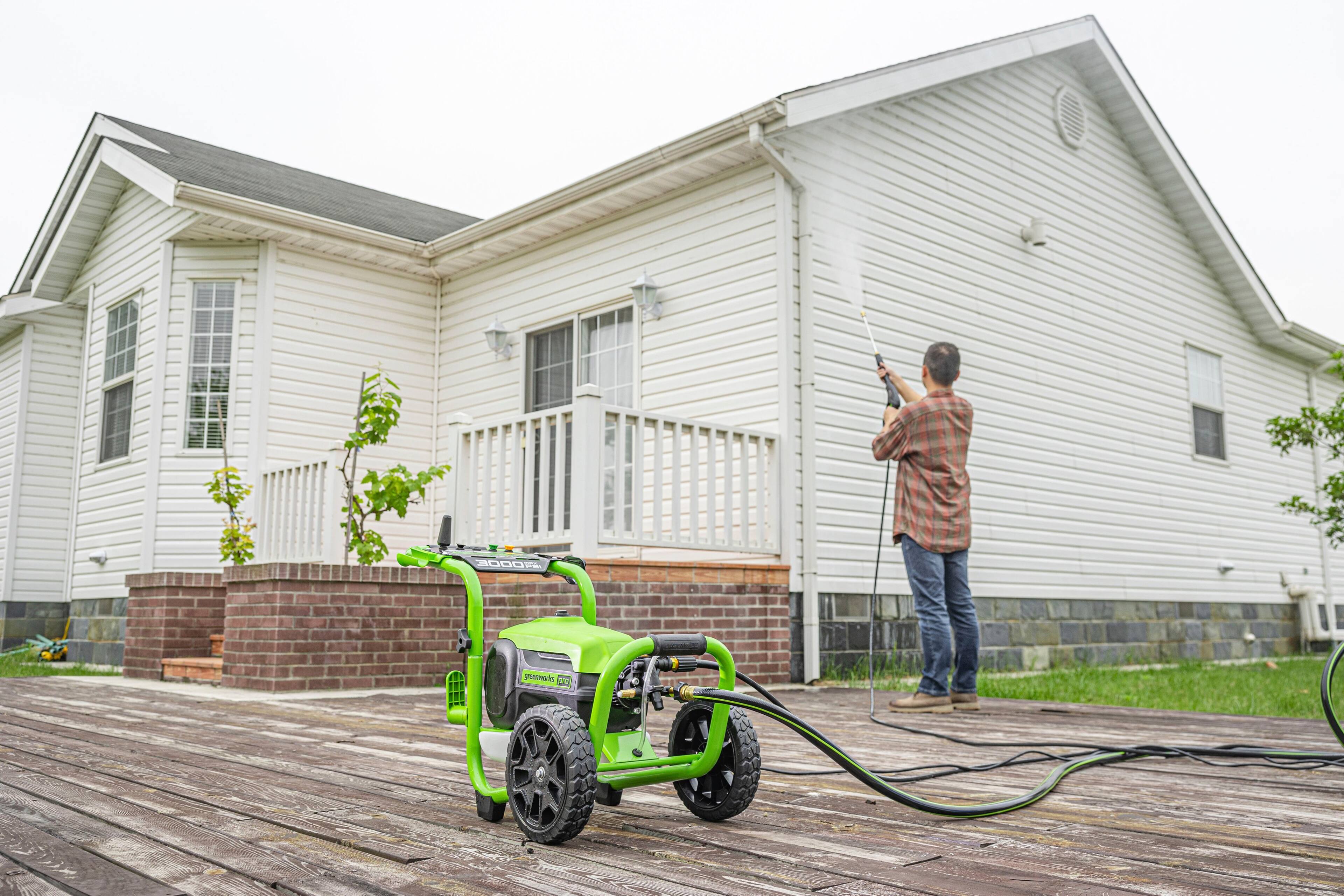 Alt View 15. Greenworks - Pro Electric Pressure Washer up to 3000 PSI at 2.0 GPM - Green.