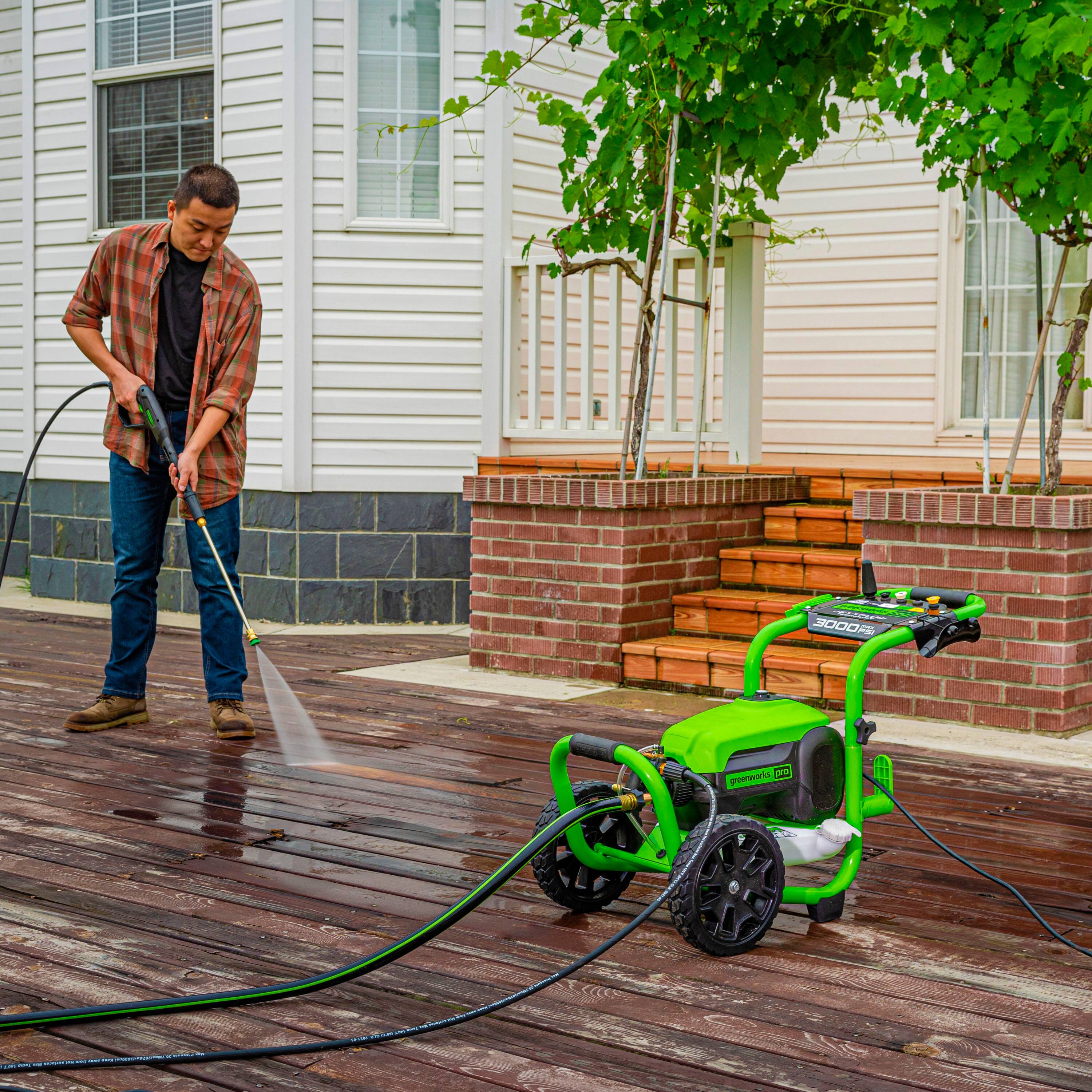 Alt View 18. Greenworks - Pro Electric Pressure Washer up to 3000 PSI at 1.1 GPM - Green.