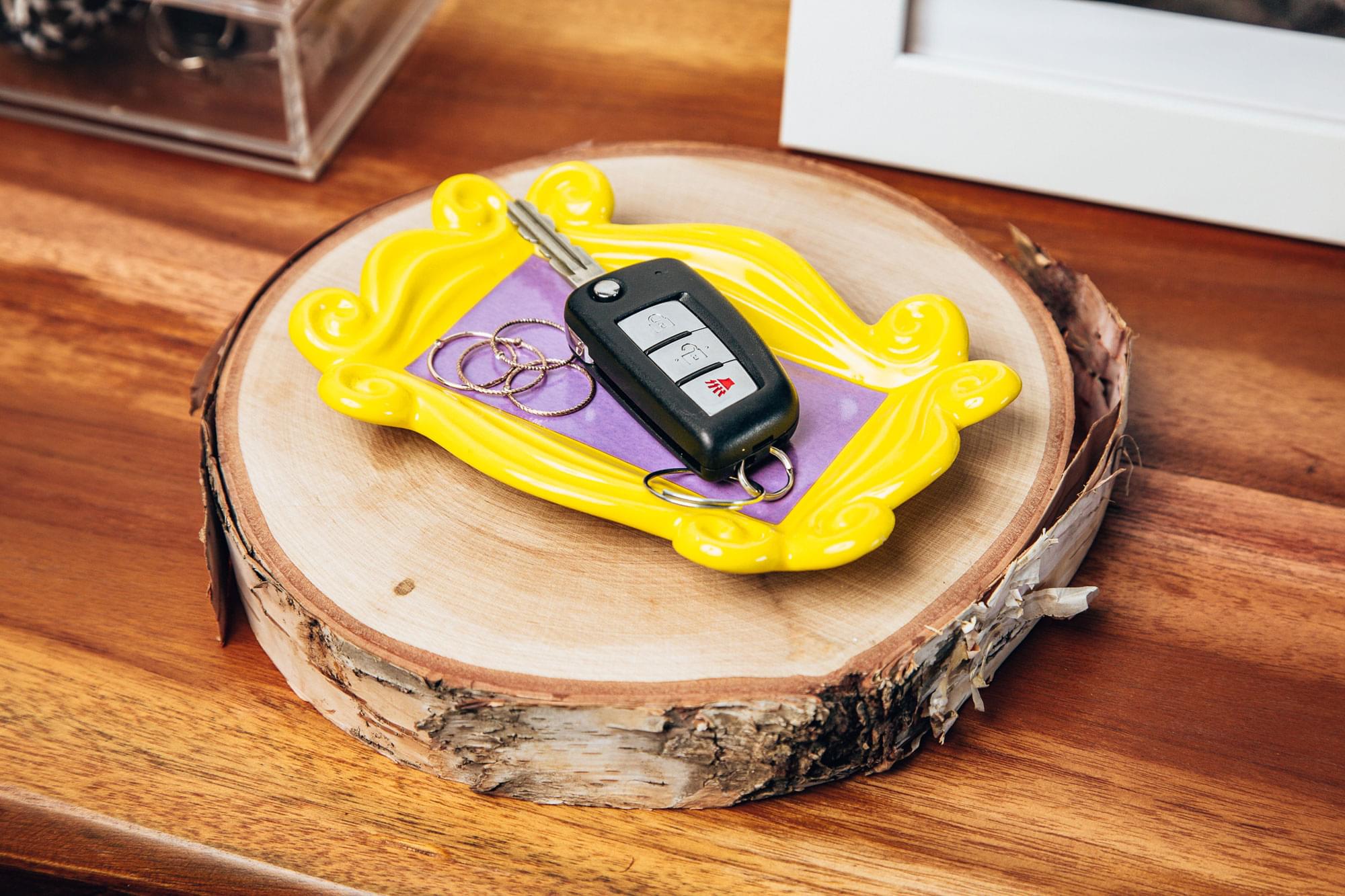 Alt View 2. Ukonic - Friends Picture Frame Replica Ceramic Trinket Tray | 4 x 6 Inches - Yellow.