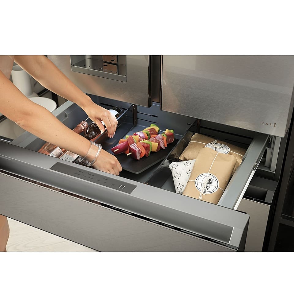 Alt View 14. Café - 22.3 Cu. Ft. Counter-Depth 4-Drawer French-Door Refrigerator, Customizable - Matte White.