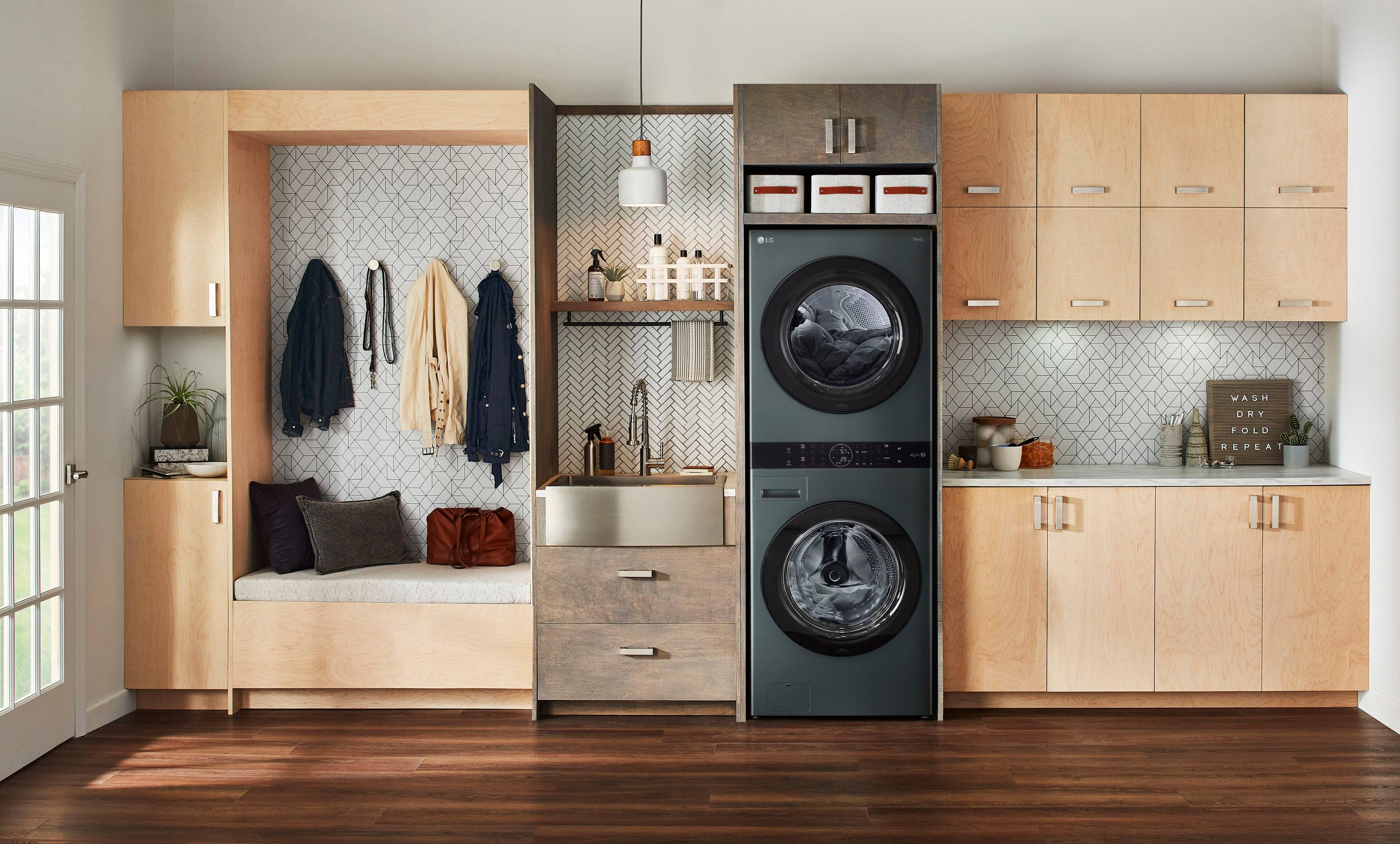 Alt View 27. LG - 4.5 Cu. Ft. HE Smart Front Load Washer and 7.4 Cu. Ft. Electric Dryer WashTower with Steam and Built-In Intelligence - Nature Green.