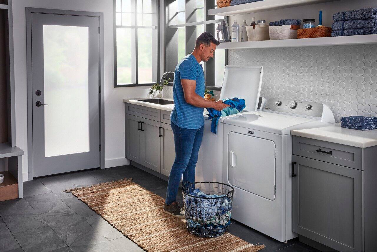 Alt View 16. Maytag - 4.5 Cu. Ft. High Efficiency Top Load Washer with Deep Fill - White.