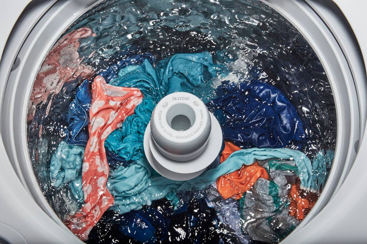 Zoom in on Alt View 17. Maytag - 4.5 Cu. Ft. High Efficiency Top Load Washer with Deep Fill - White.