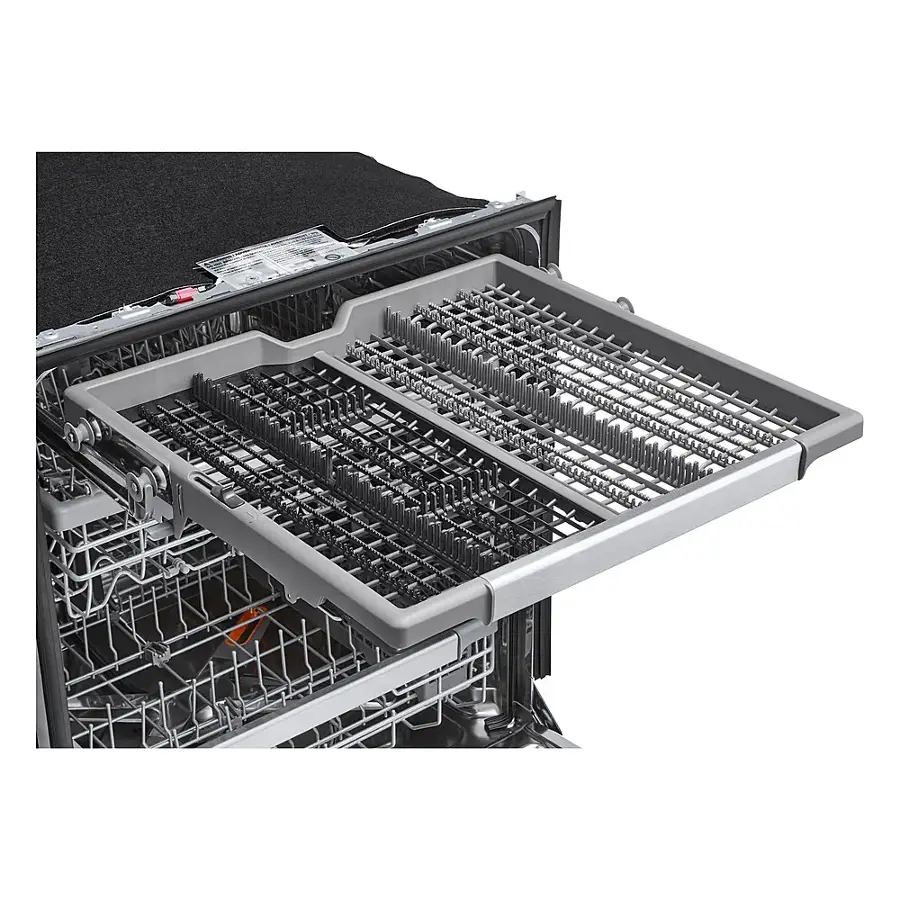 Alt View 24. LG - 24" Top Control Smart Built-In Stainless Steel Tub Dishwasher with 3rd Rack, QuadWash Pro and 42dba - PrintProof Black Stainless steel.