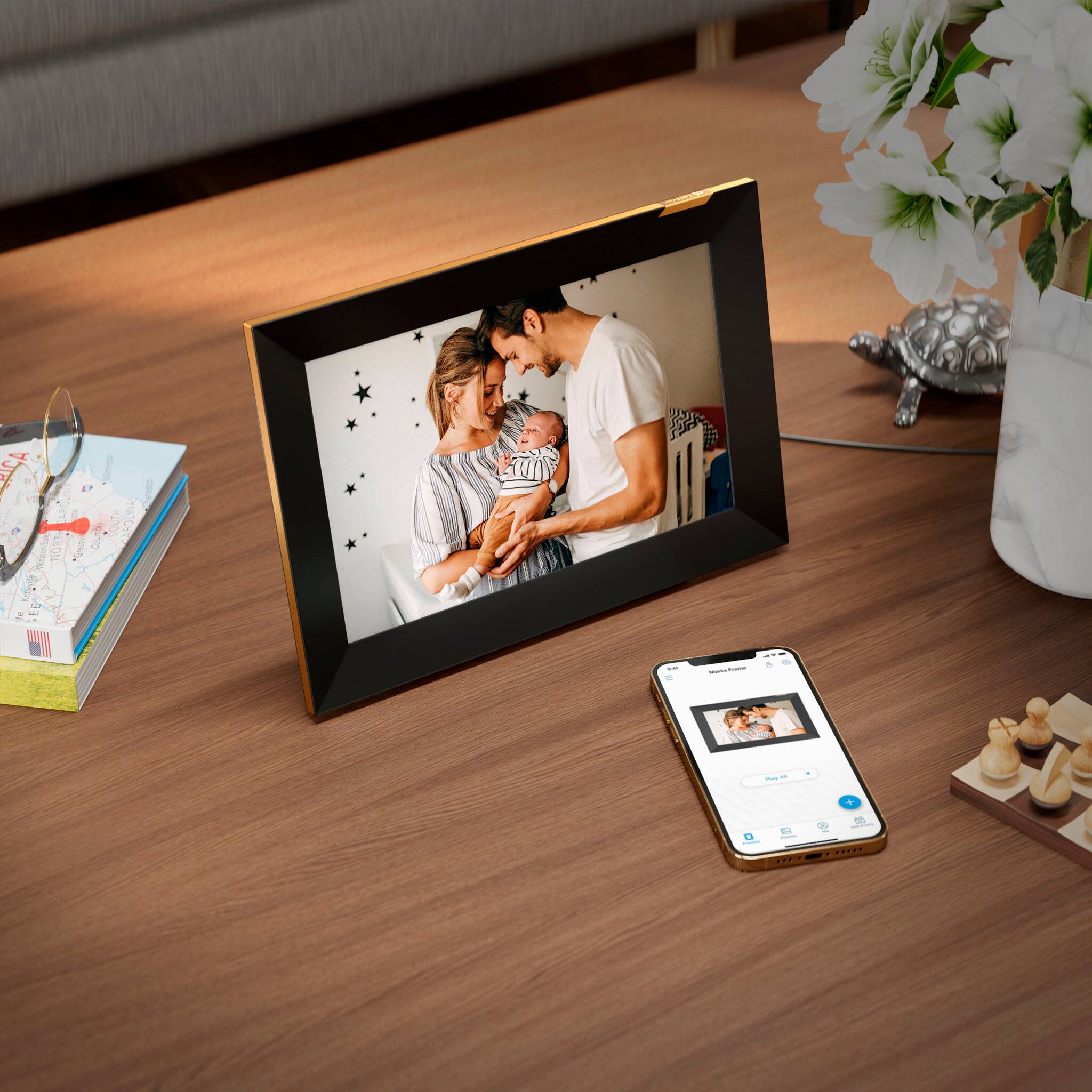 Alt View 11. Nixplay - W10K Touch 10.1-inch LCD Smart Digital Photo Frame - Black/Gold.