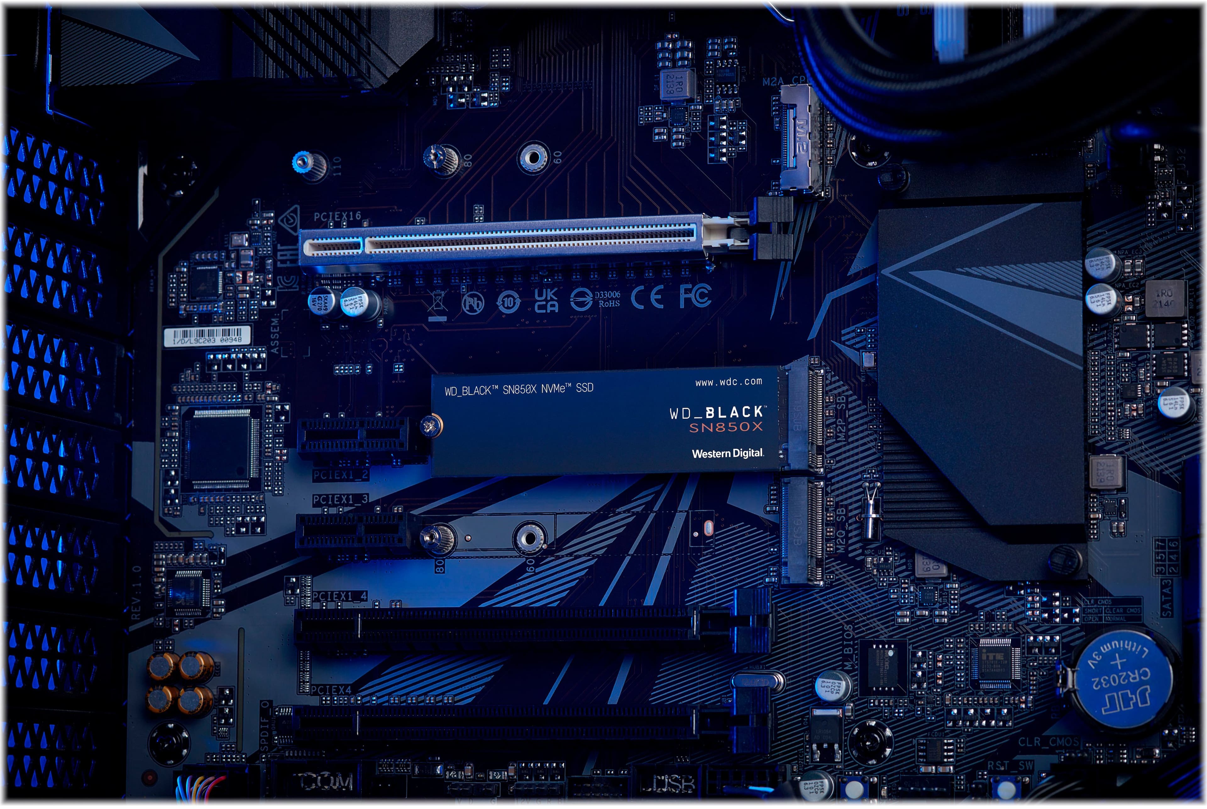 Alt View 15. WD - BLACK SN850X 2TB Internal SSD PCIe Gen 4 x4 NVMe - Black.