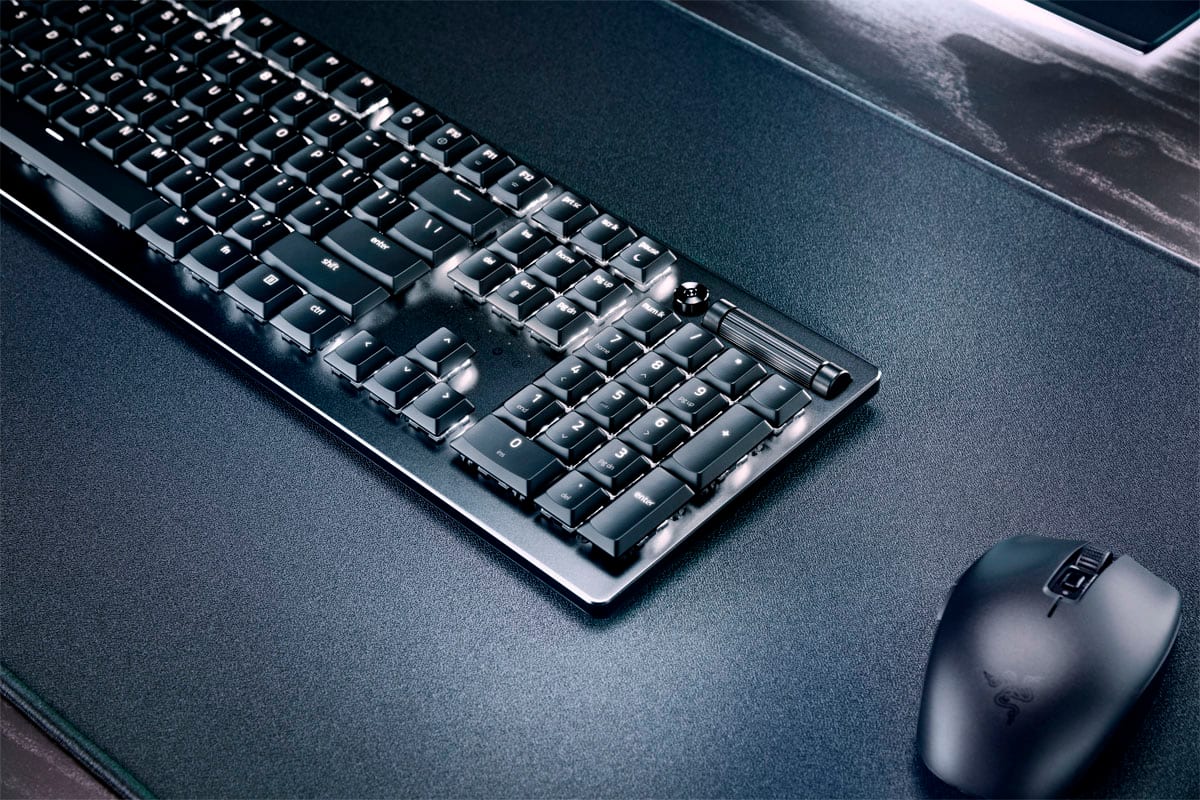 Alt View 21. Razer - DeathStalker V2 Pro Full Size Wireless Optical Linear Switch Gaming Keyboard with Low-Profile Design - Black.