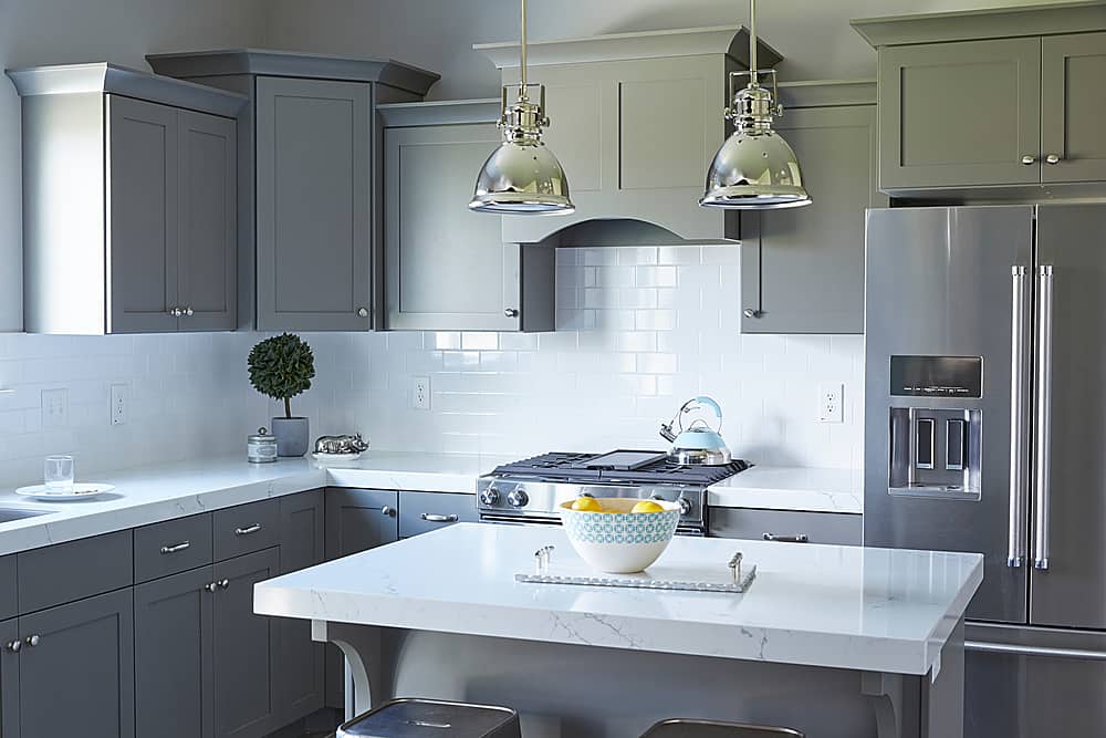 Alt View 14. SnapPower - GuideLight 2Plus Duplex Outlet Wall Plate - White.