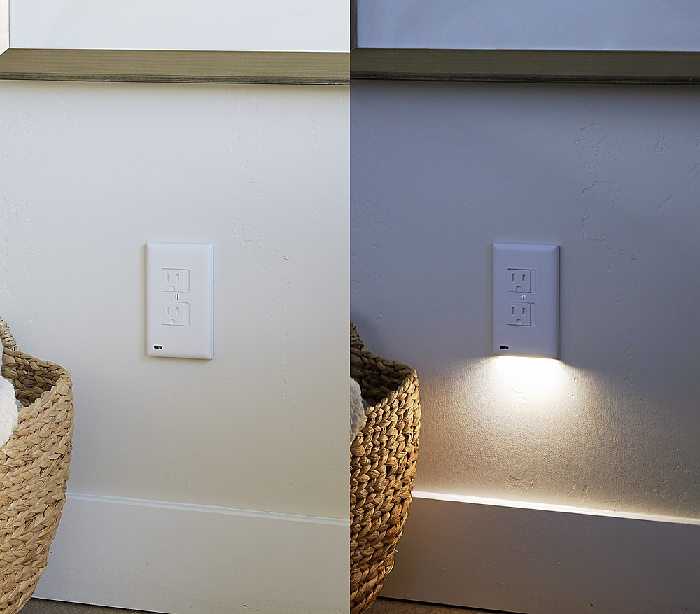 SnapPower - Safelight Duplex Outlet Wall Plate - White