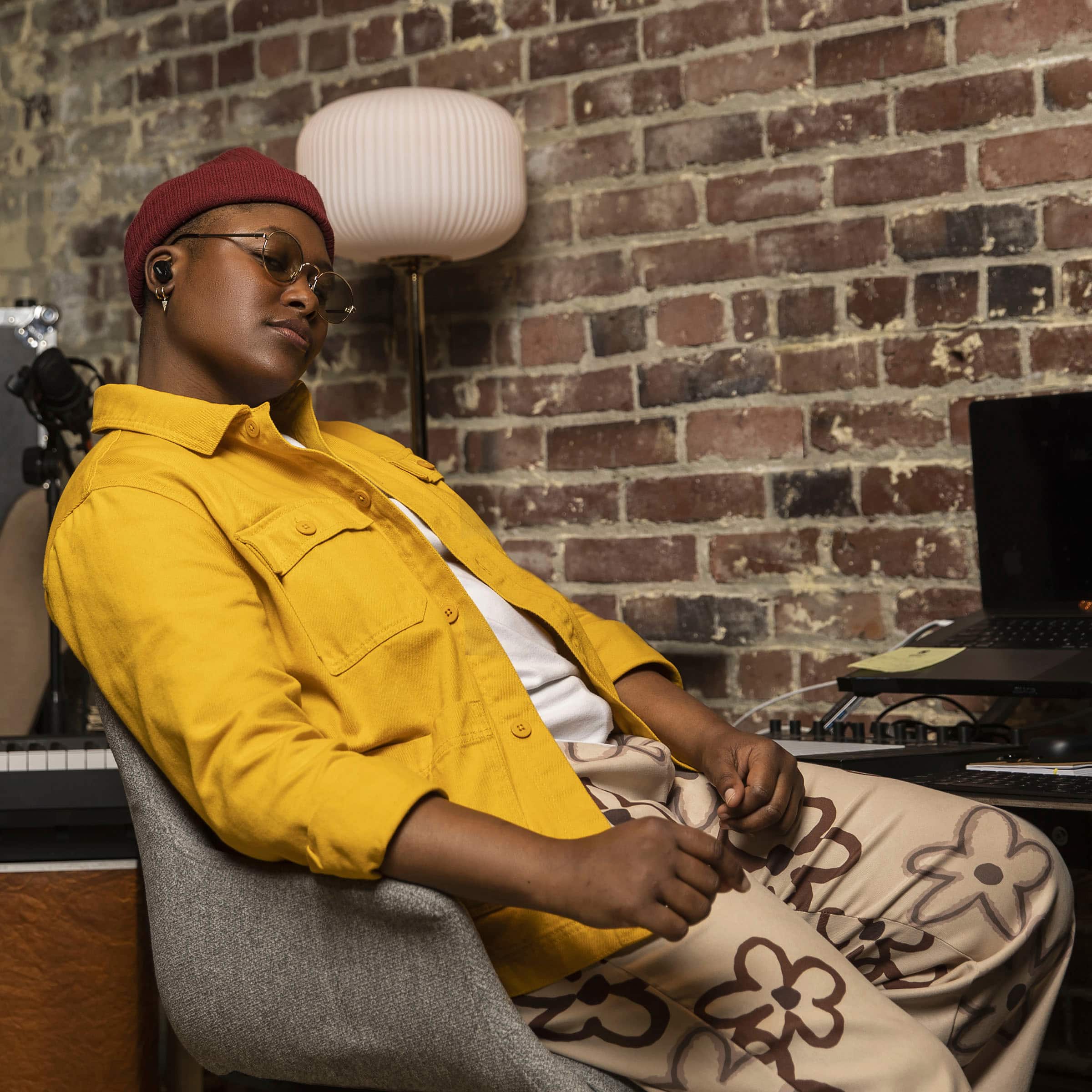 Alt View 19. Bose - QuietComfort Earbuds II True Wireless Noise Cancelling In-Ear Headphones - Triple Black.