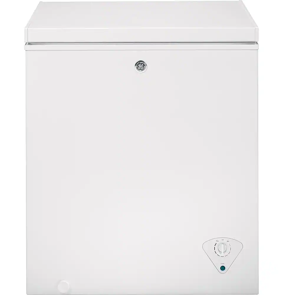 Front. GE - 5.0 Cu. Ft. Garage-Ready Chest Freezer - White.