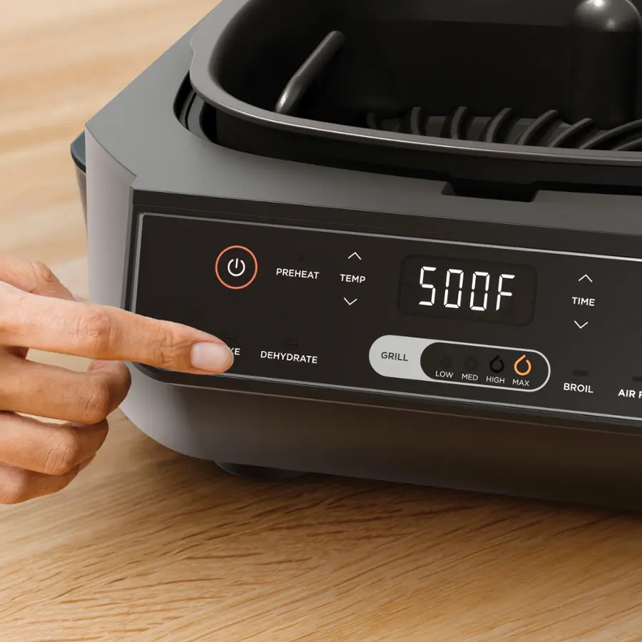 Alt View 16. Ninja - Foodi 6-in-1 Countertop Indoor Grill with 4-quart Air Fryer, Roast, Bake, Broil, Dehydrate - Black/Stainless Steel.