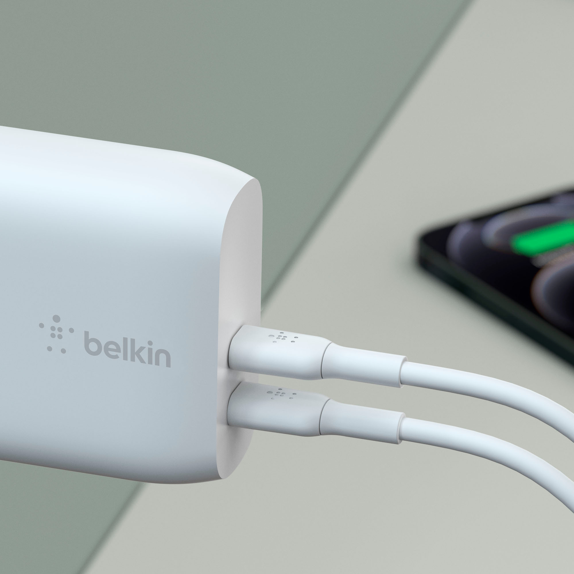 Belkin 2.4a/2x12w 2-port Usb-a Home Charger With 3.3' Braided Usb