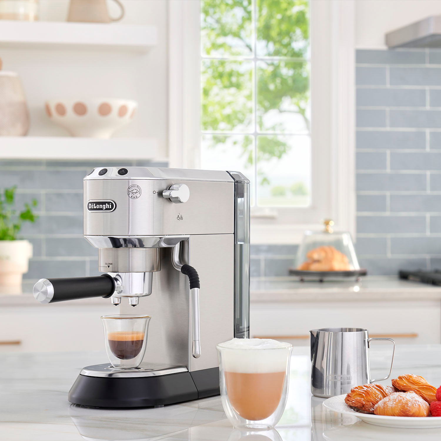 Delonghi Dedica Review 2024  Best Compact Espresso Machine?