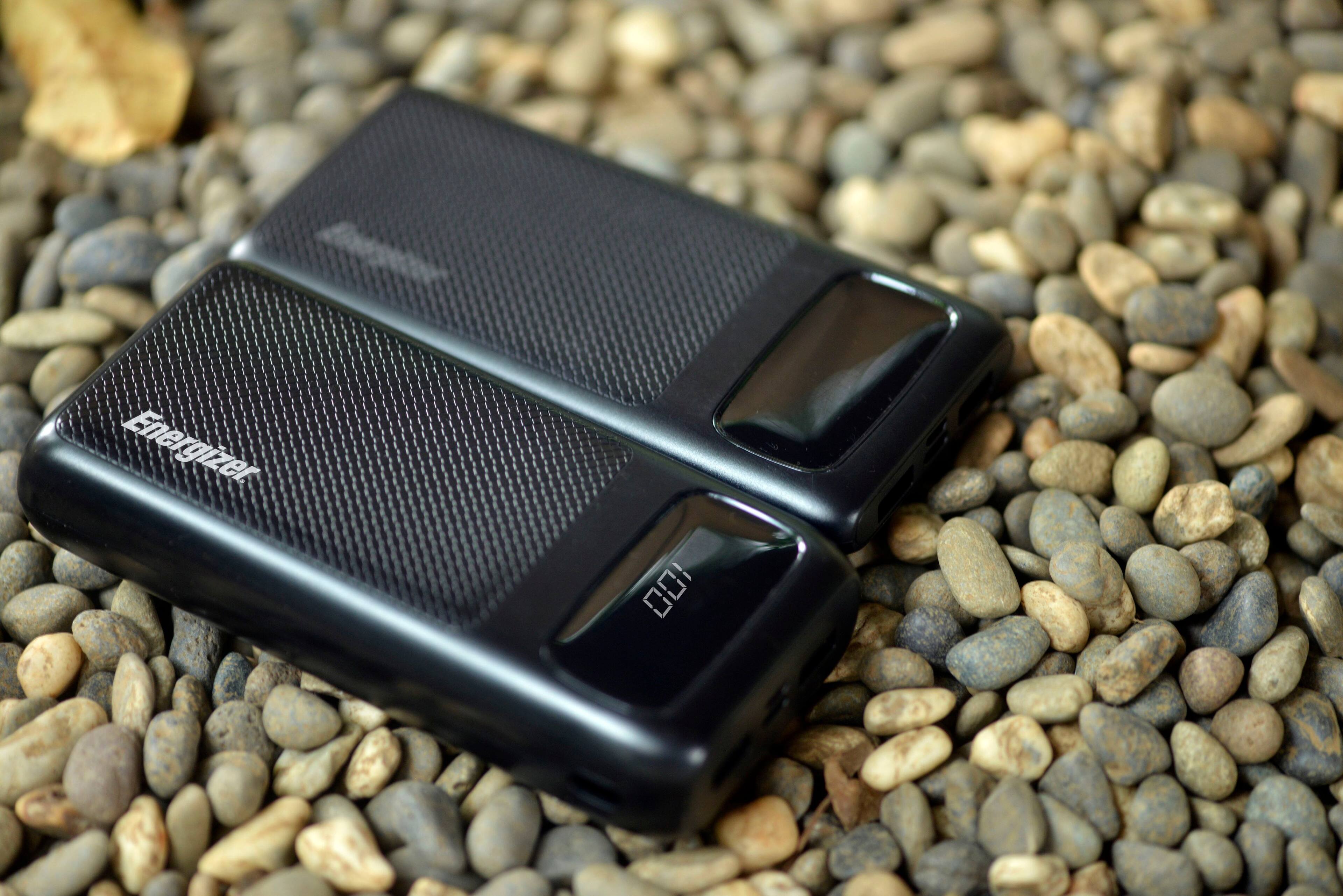 Alt View 22. Energizer - Ultimate Lithium 20,000 mAh 3-Port 22.5W Fast PD USB-C Universal Portable Battery Charger Power Bank with LCD Display - Black.