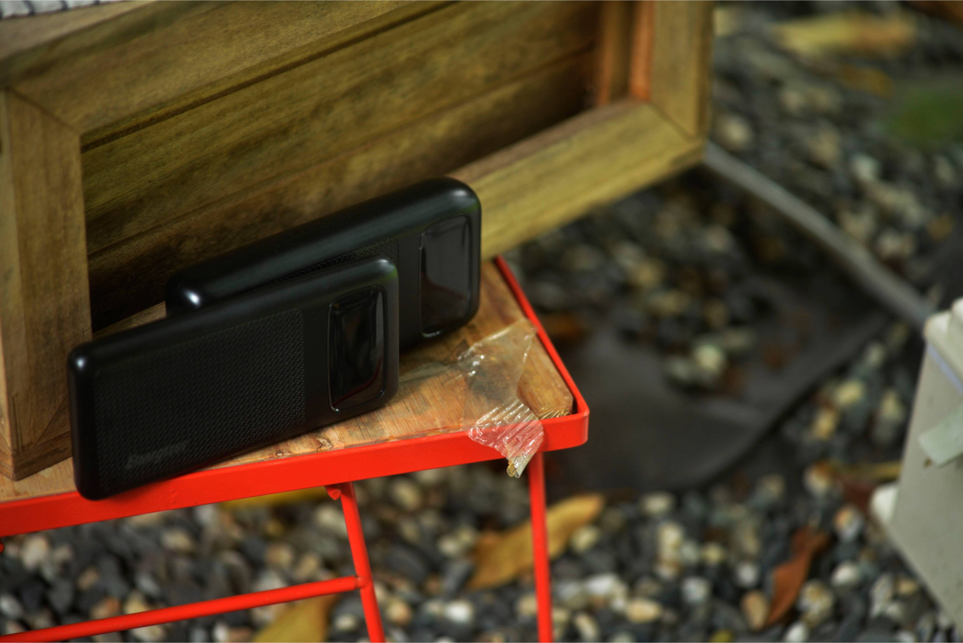 Alt View 23. Energizer - Ultimate Lithium 20,000 mAh 3-Port 22.5W Fast PD USB-C Universal Portable Battery Charger Power Bank with LCD Display - Black.