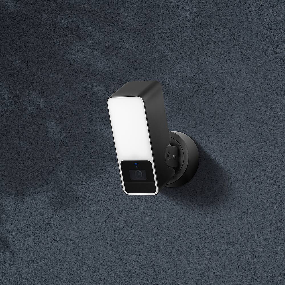Alt View 34. Eve - Eve Outdoor Cam - Secure floodlight camera with Apple HomeKit Secure Video technology - White.