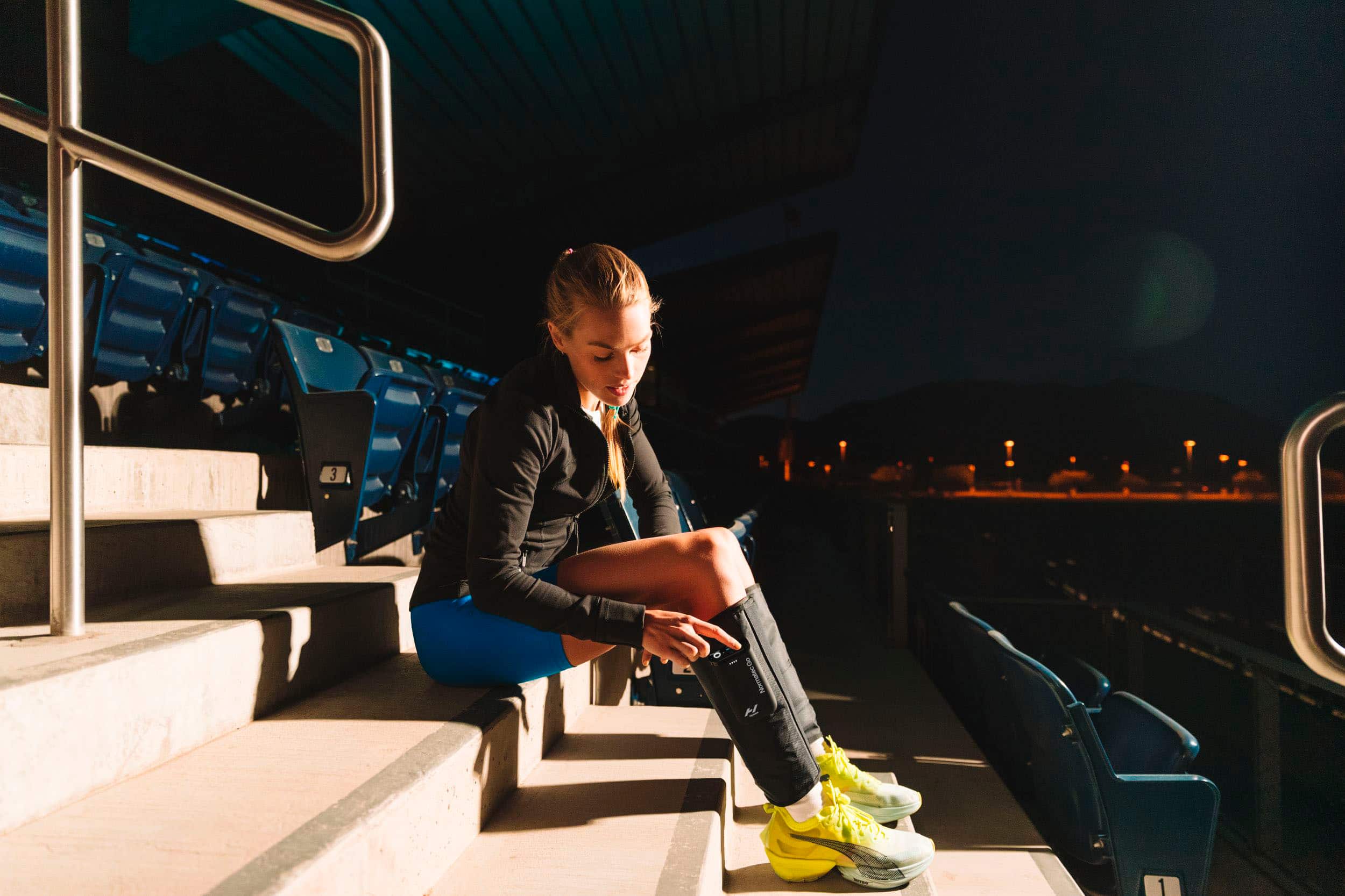 Alt View 25. Hyperice - Normatec Go - Black.