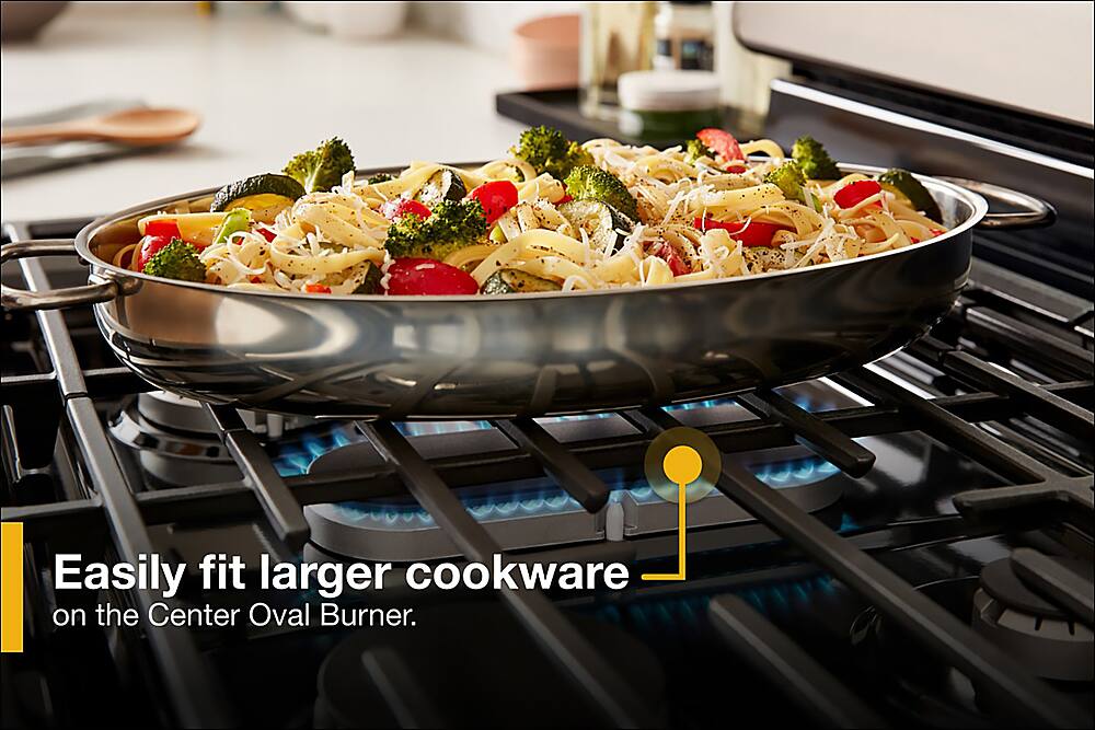 Easily fit larger cookware on the Center Oval Burner.