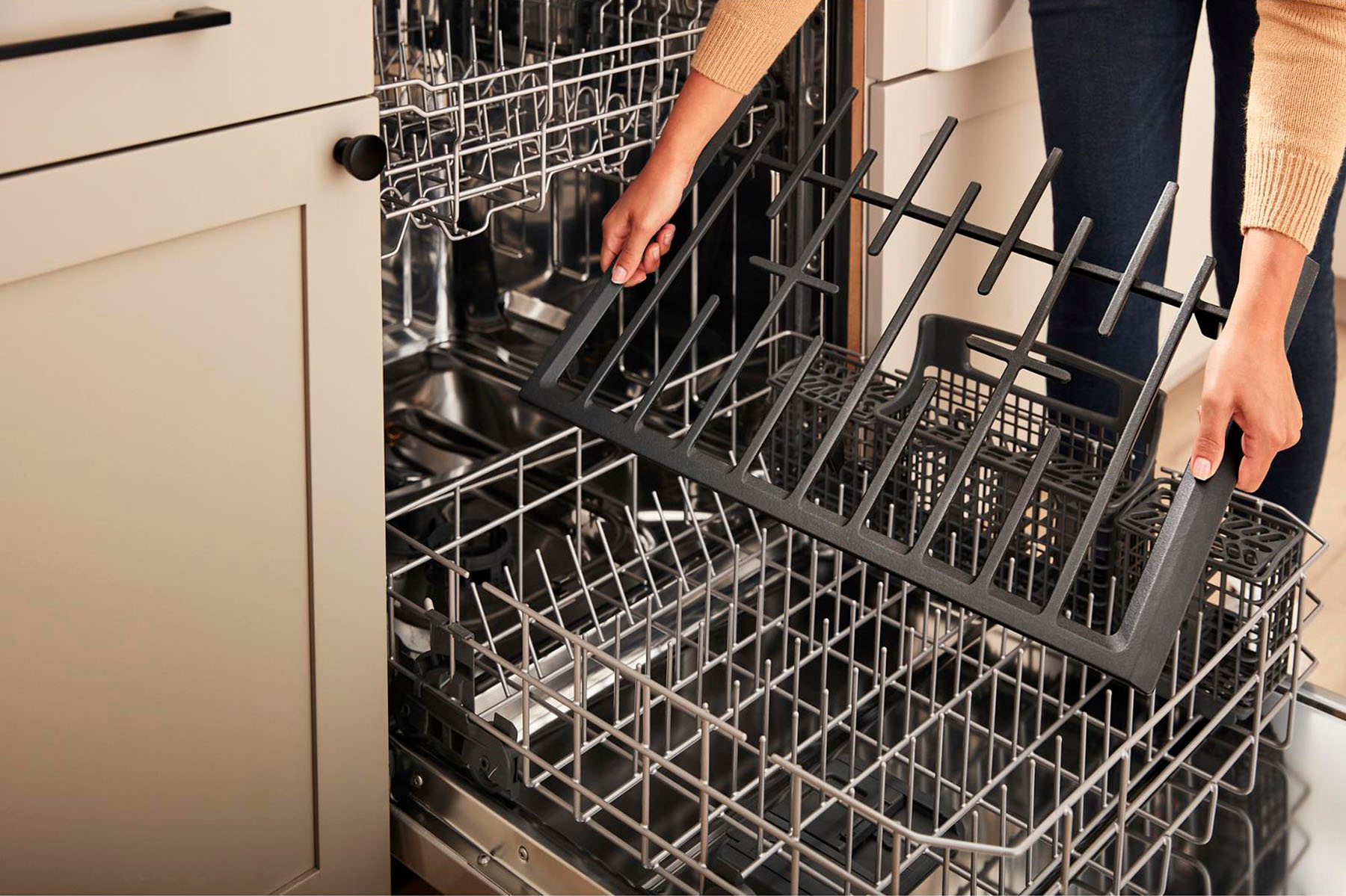 Before: Cook frozen foods without preheating. After: Thanks to Frozen Bake Technology.