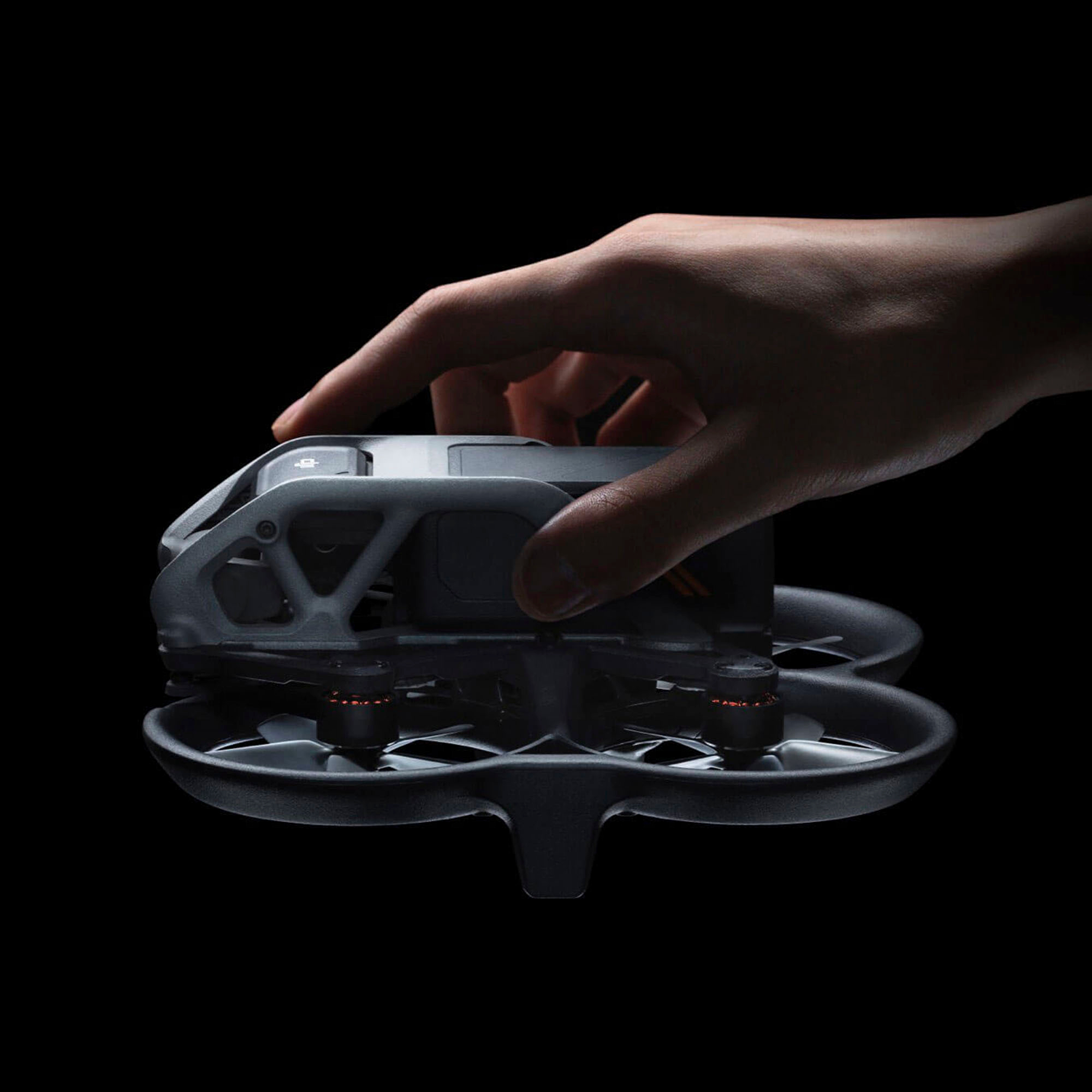 DJI Avata Drone Pro-View Combo (90021067080)