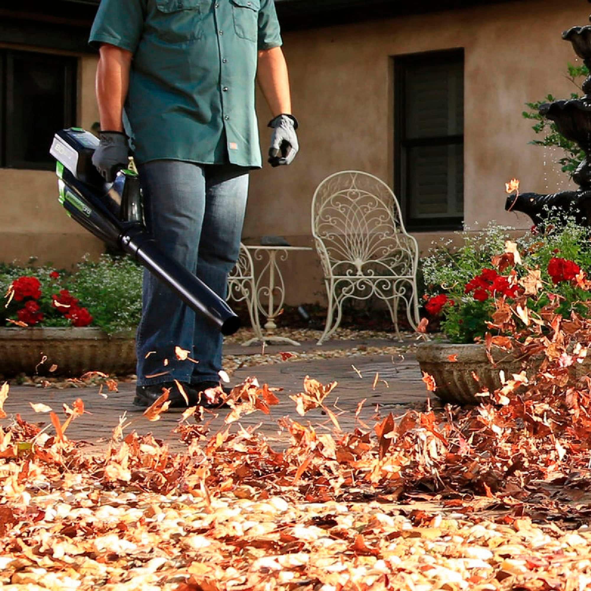 Alt View 14. Greenworks - 80 Volt 16-Inch Cutting Diameter Straight Shaft Grass Trimmer and Axial Blower (1 x 2.0Ah Battery and 1 x Charger) - Green.