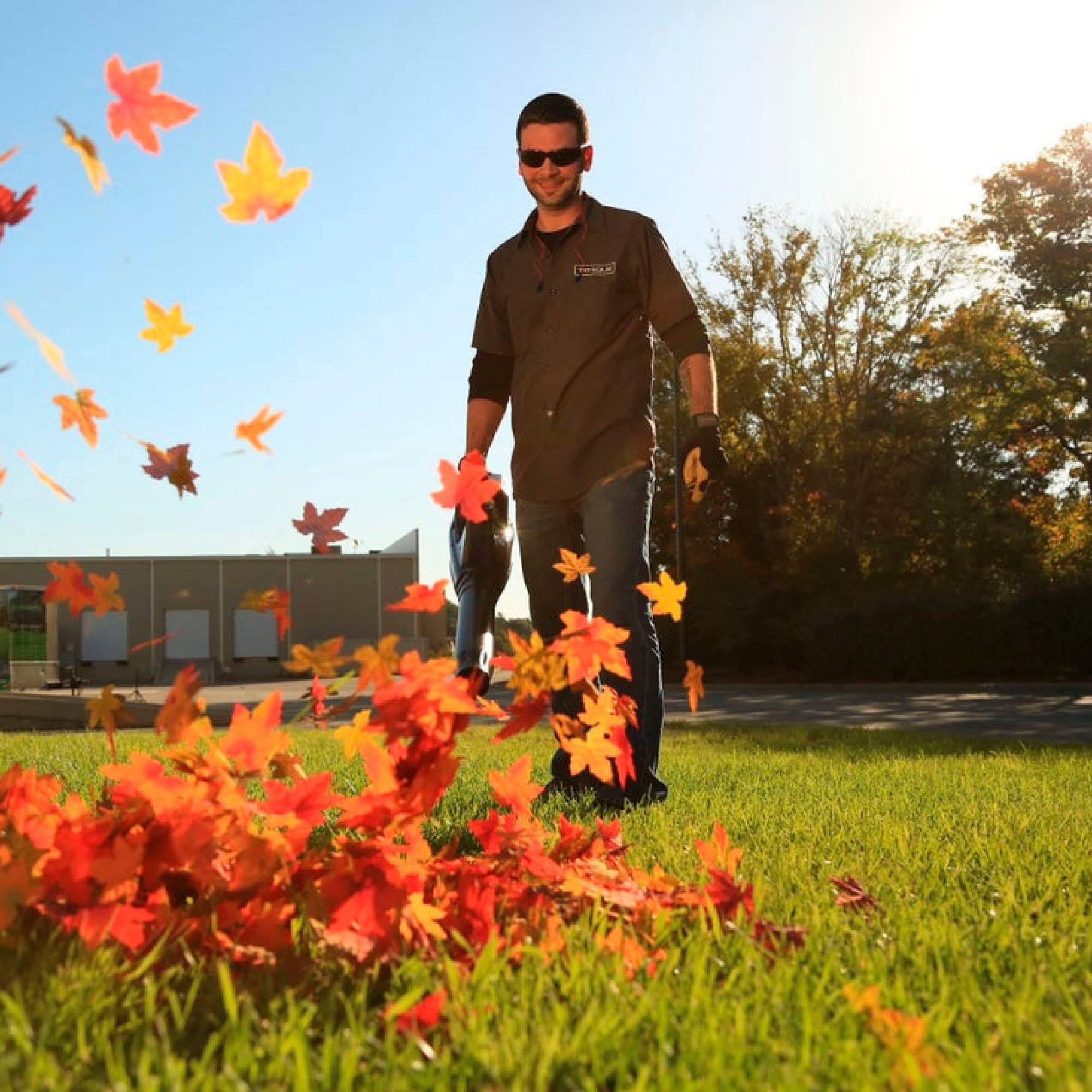 Alt View 16. Greenworks - 80 Volt 16-Inch Cutting Diameter Straight Shaft Grass Trimmer and Axial Blower (1 x 2.0Ah Battery and 1 x Charger) - Green.