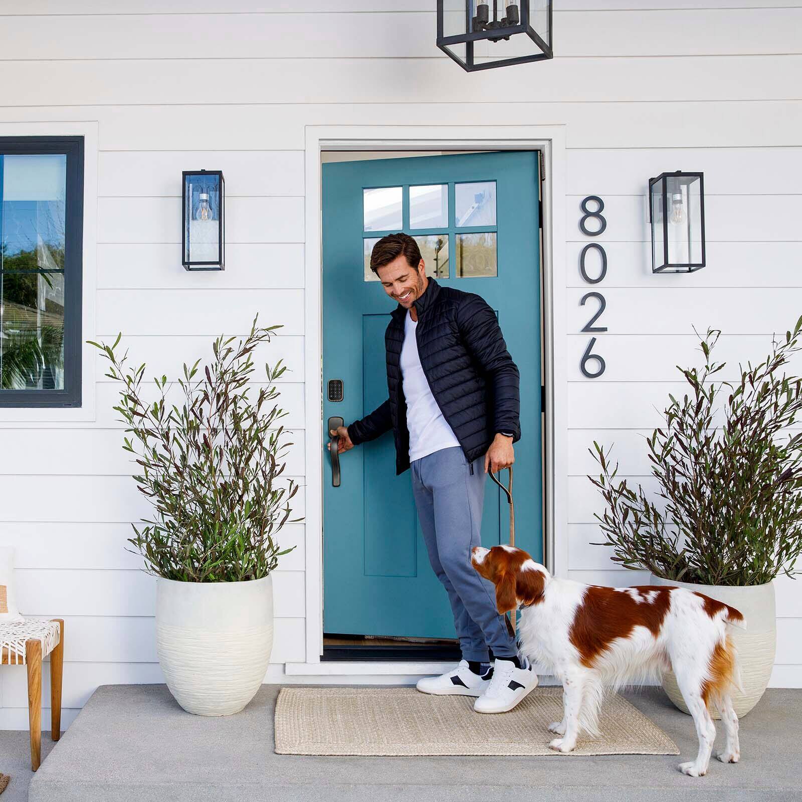 Left. Yale - Assure Lock 2 - Smart Lock Keyless Wi-Fi Deadbolt with Touchscreen Keypad Access - Oil Rubbed Bronze.