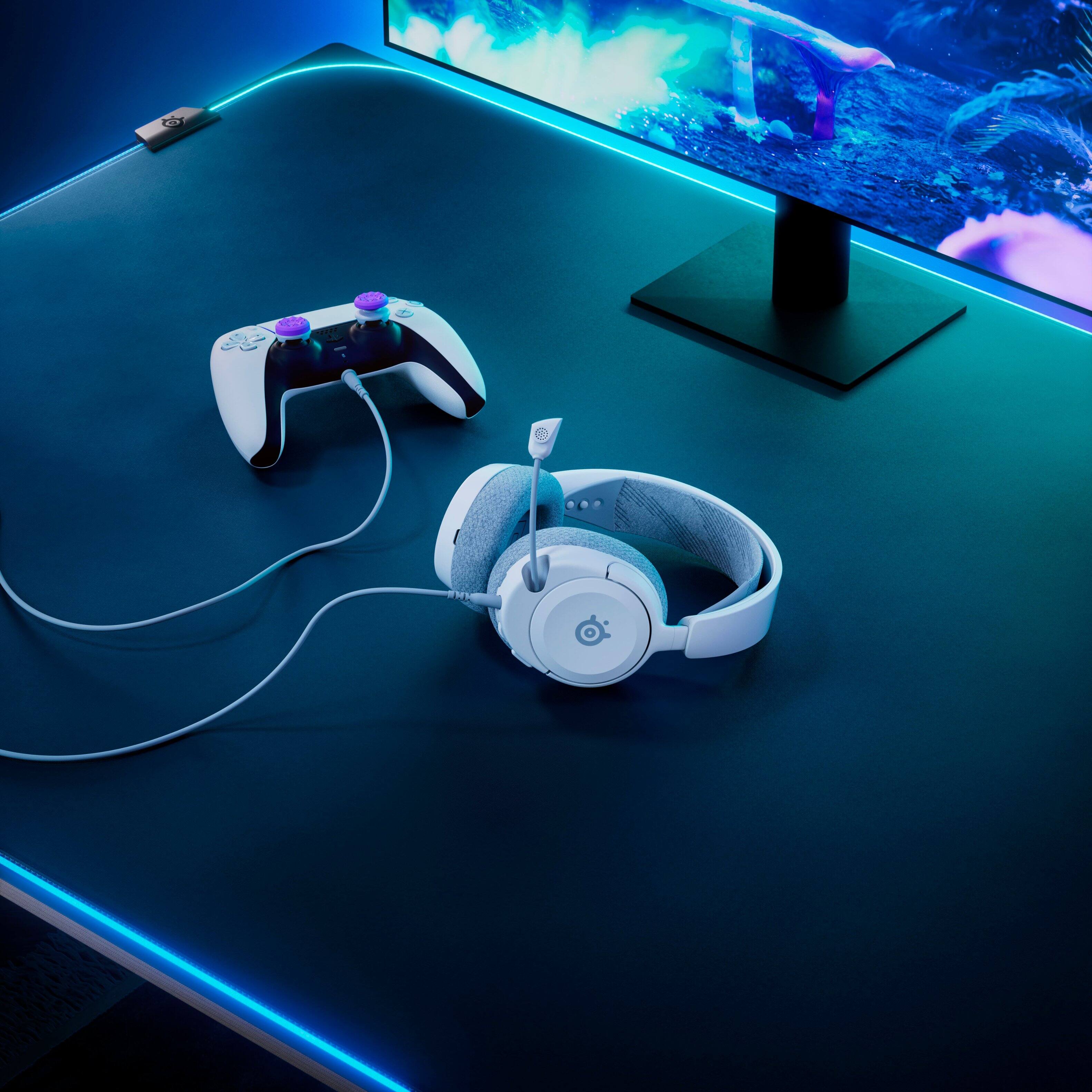 Alt View 19. SteelSeries - Arctis Nova 1P Wired Gaming Headset for PS5, PS4 - White.