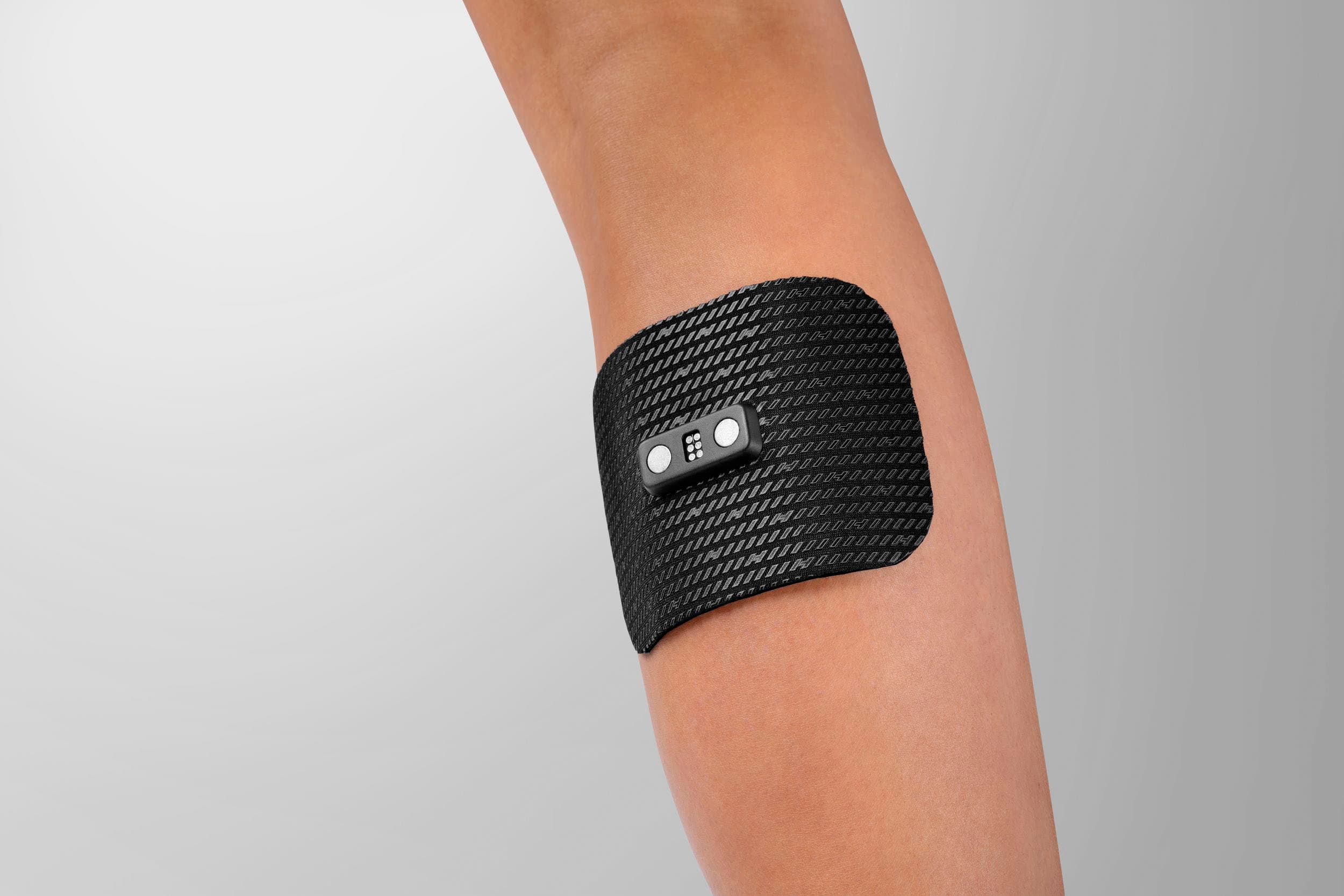 Alt View 18. Hyperice - Venom Go - Black.