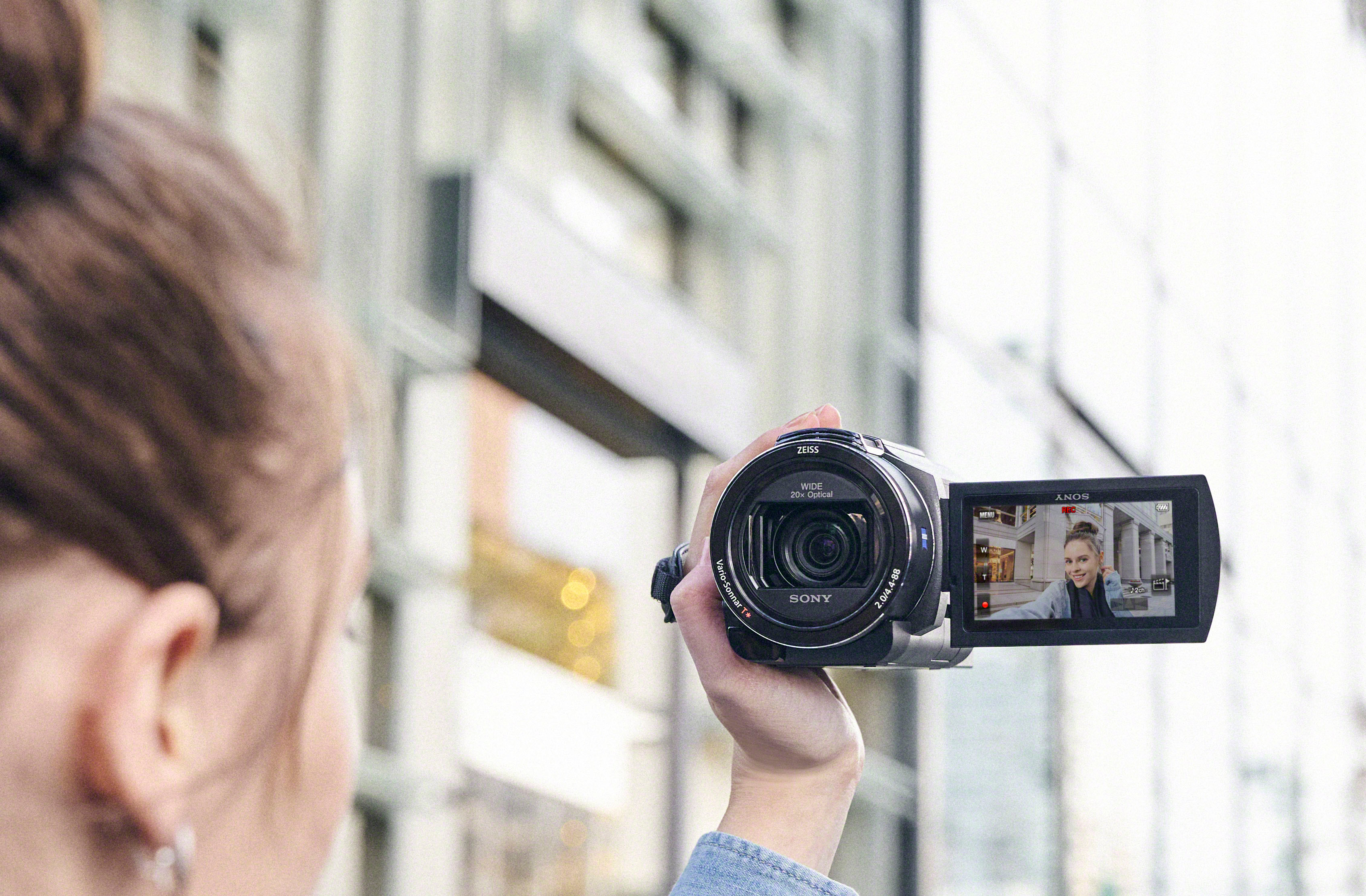 camcorder Exmore Buy with 4K sensor Best AX43A CMOS Handycam R - Black FDRAX43A/B Sony