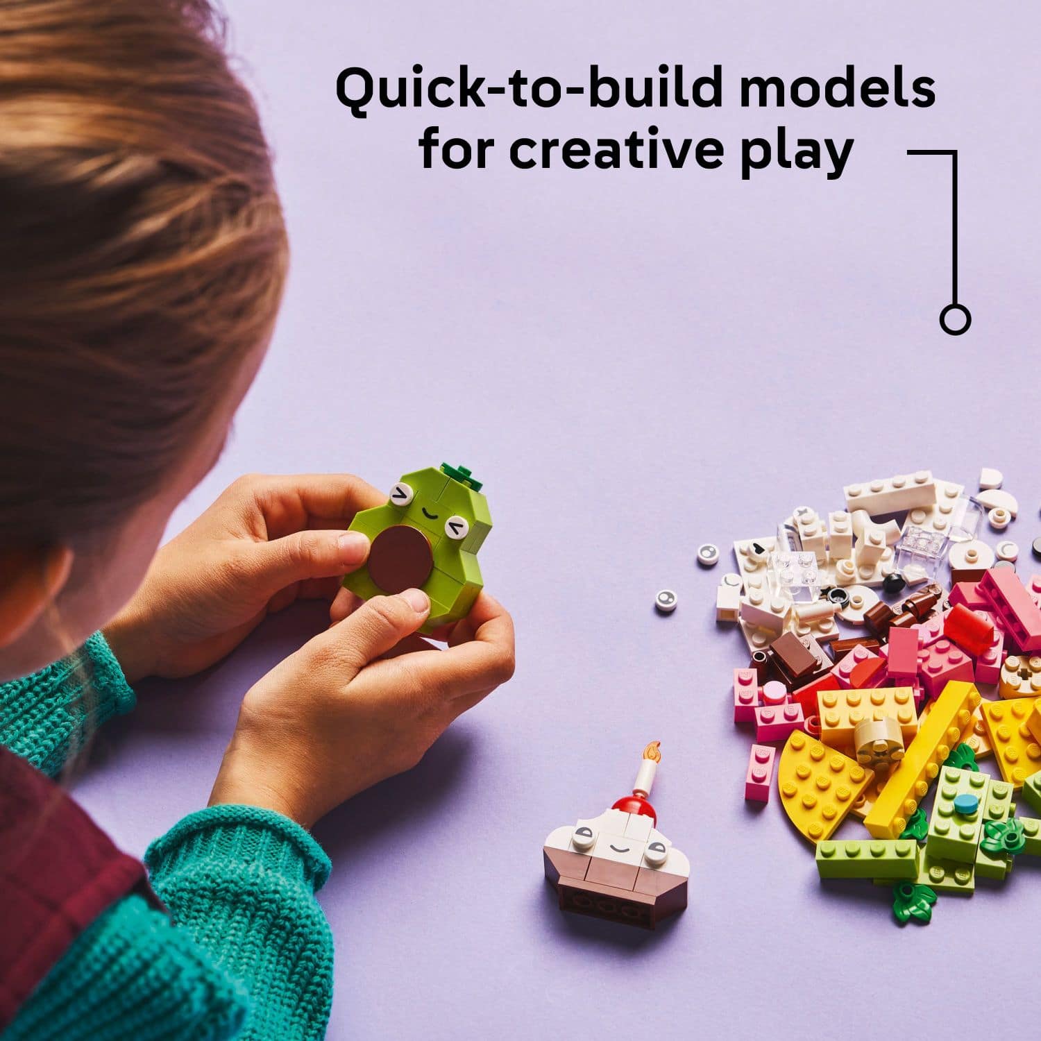 Quick-to-build models for creative play.