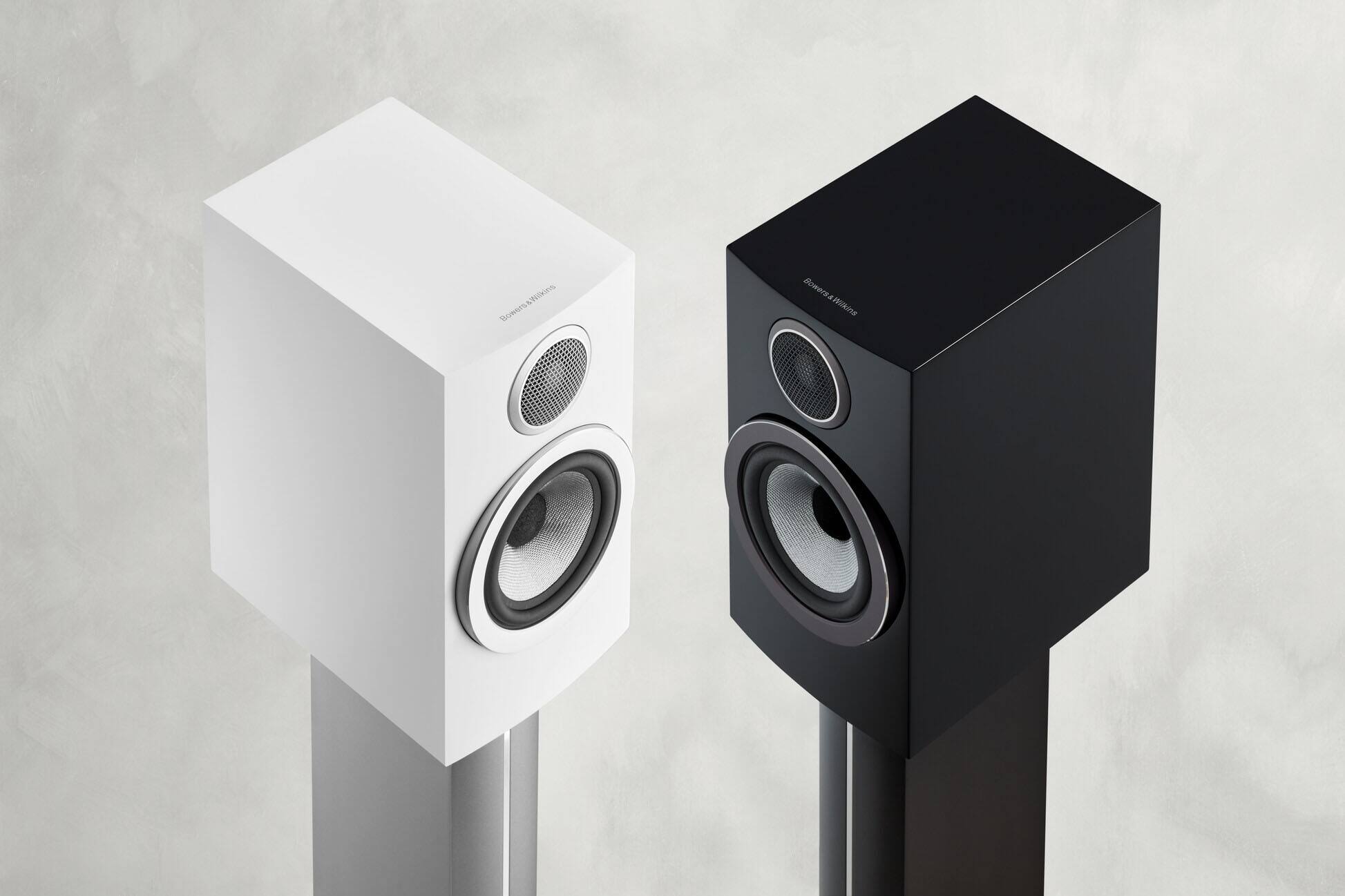Alt View 14. Bowers & Wilkins - 700 Series 3 Bookshelf Speaker with 1" Tweeter and 5" Midbass (Pair) - White.