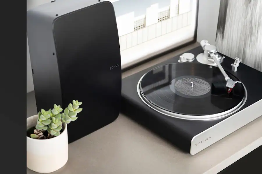 Victrola Stream Carbon Turntable Works with Sonos Black/Silver VPT